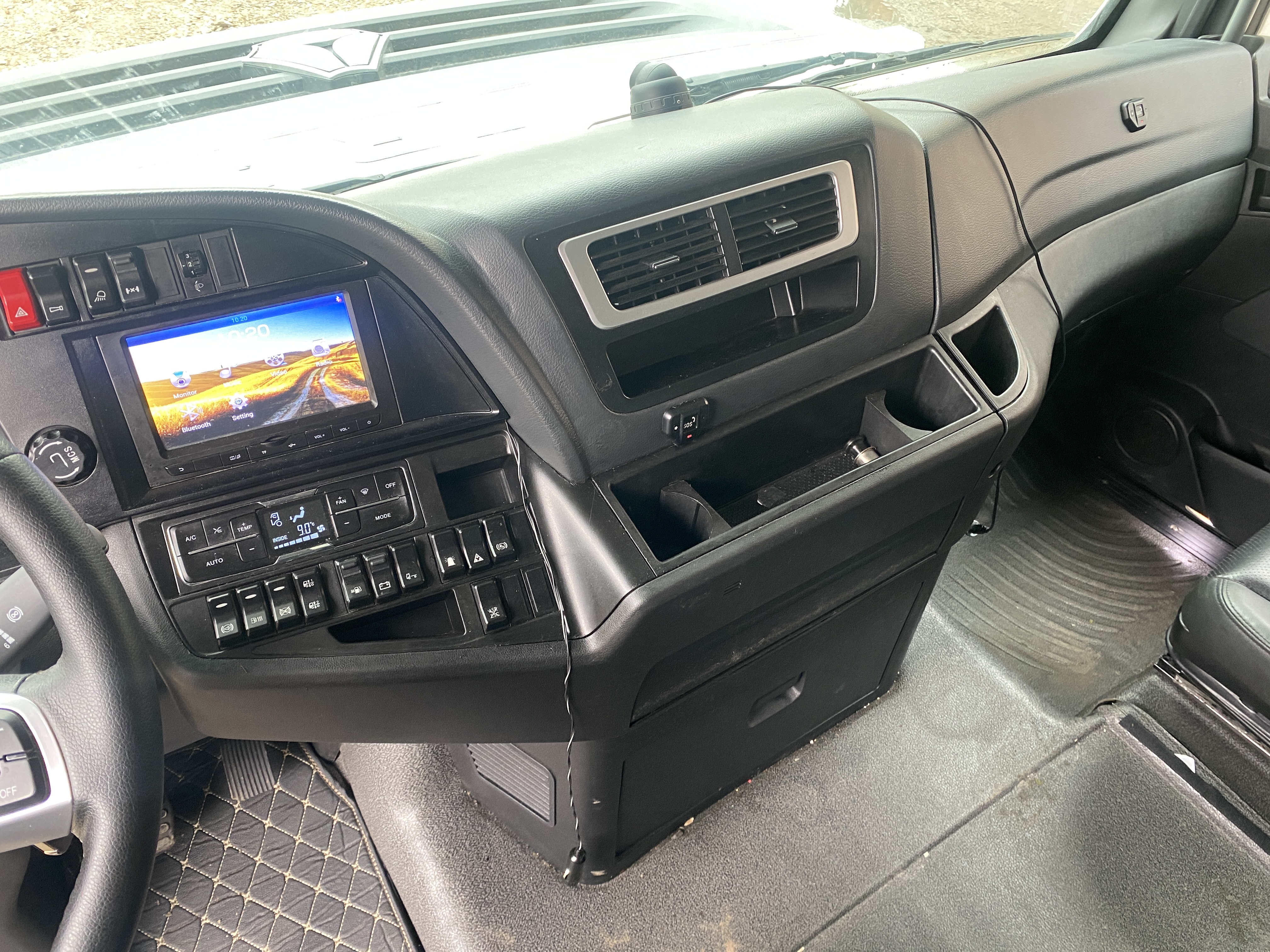 SITRAK C7H 4x2 Седельный тягач 2023 г. - фото 12