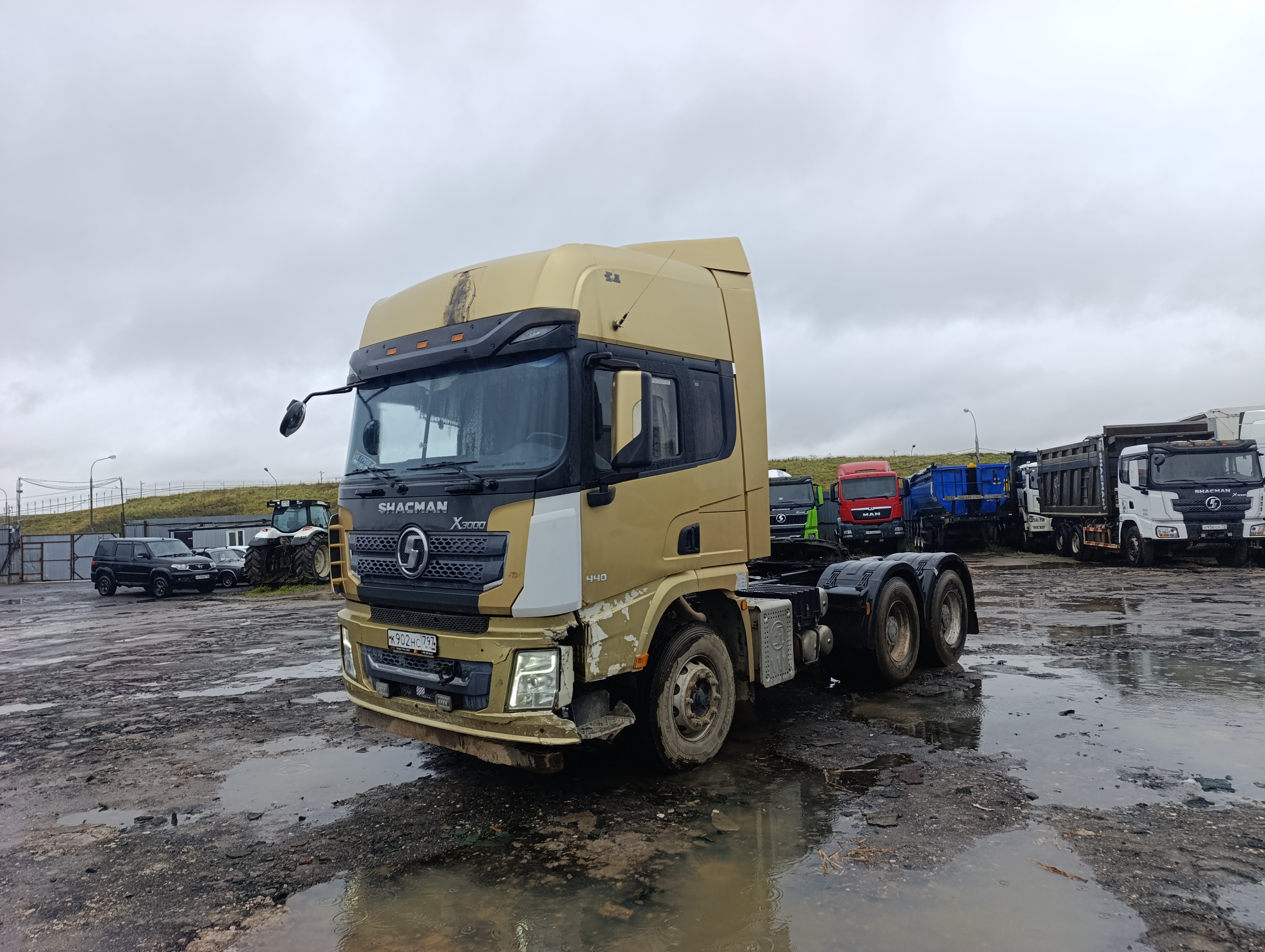 Shacman (Shaanxi) SX* 6x4 Седельный тягач 2022 г. - фото 3