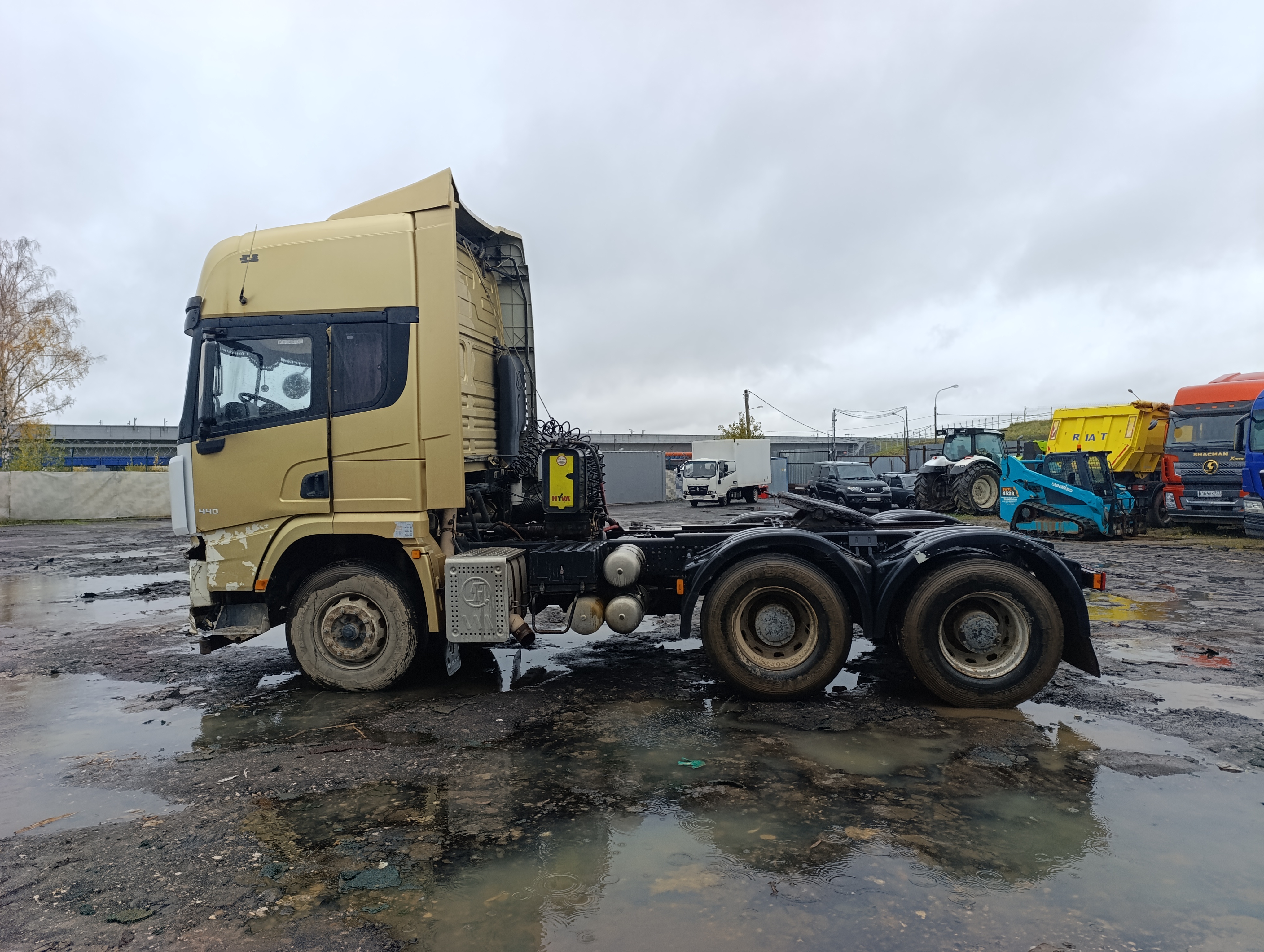 Shacman (Shaanxi) SX* 6x4 Седельный тягач 2022 г. - фото 4