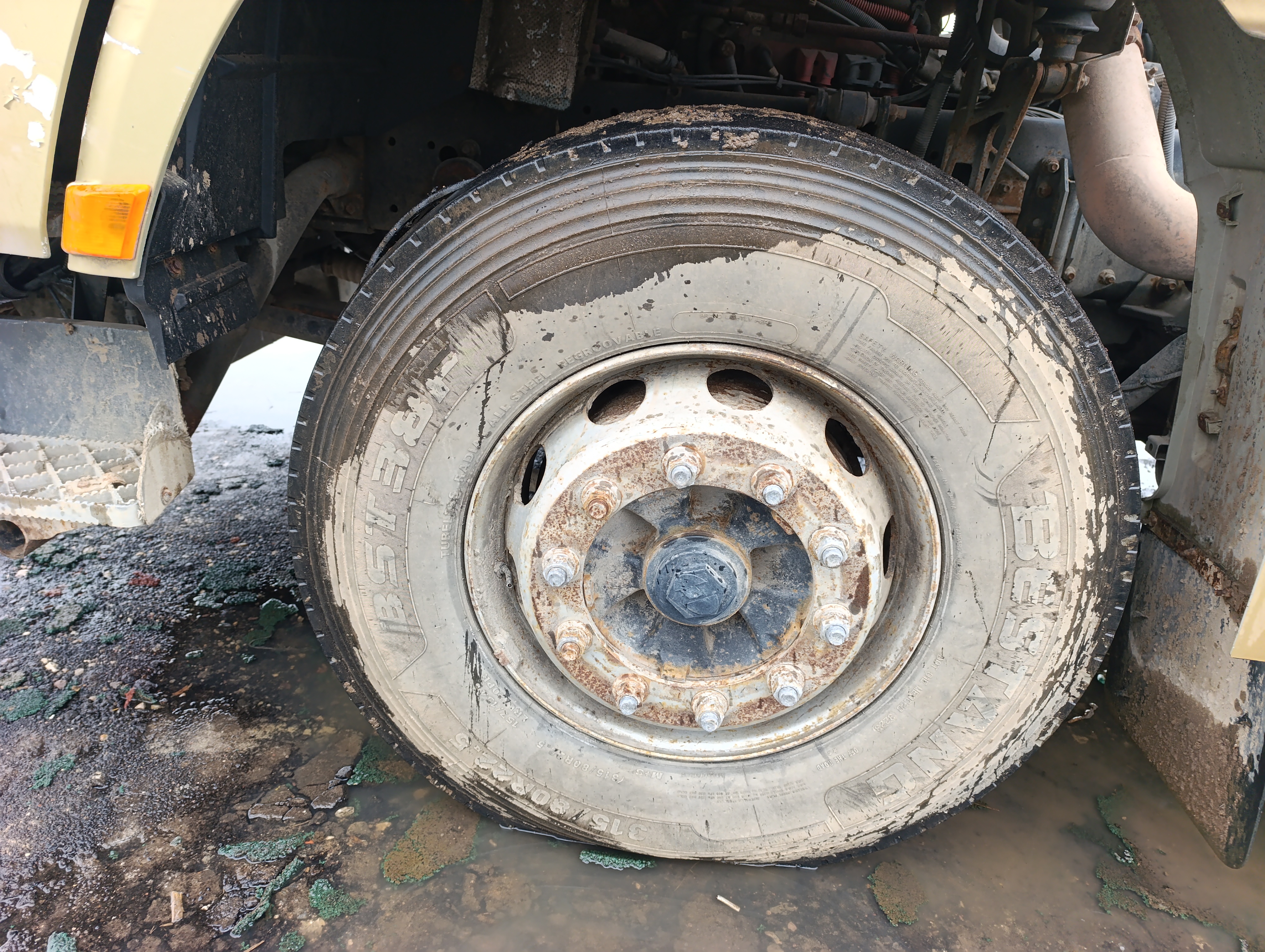 Shacman (Shaanxi) SX* 6x4 Седельный тягач 2022 г. - фото 11