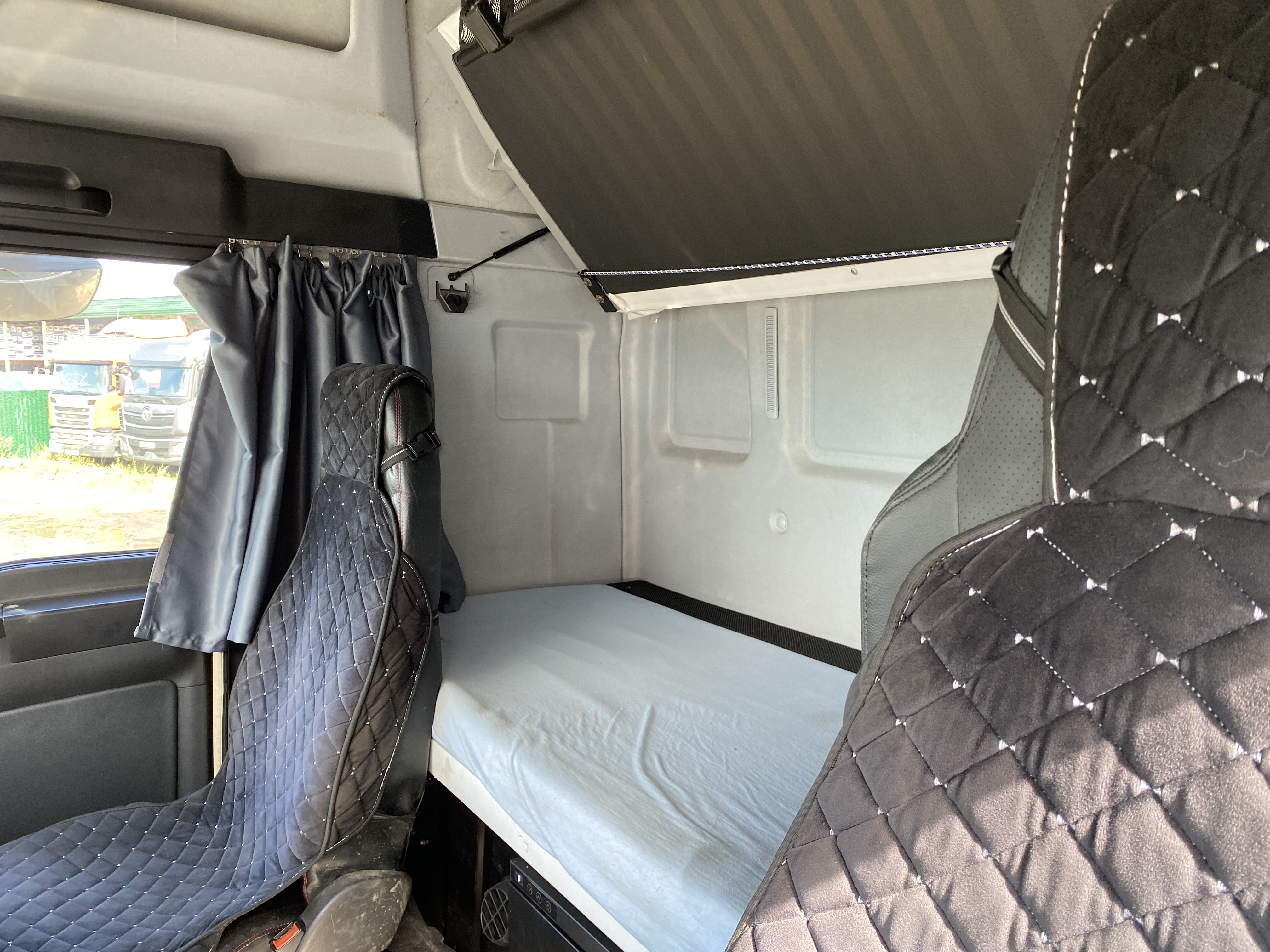 SITRAK C7H 4x2 Седельный тягач 2023 г. - фото 14