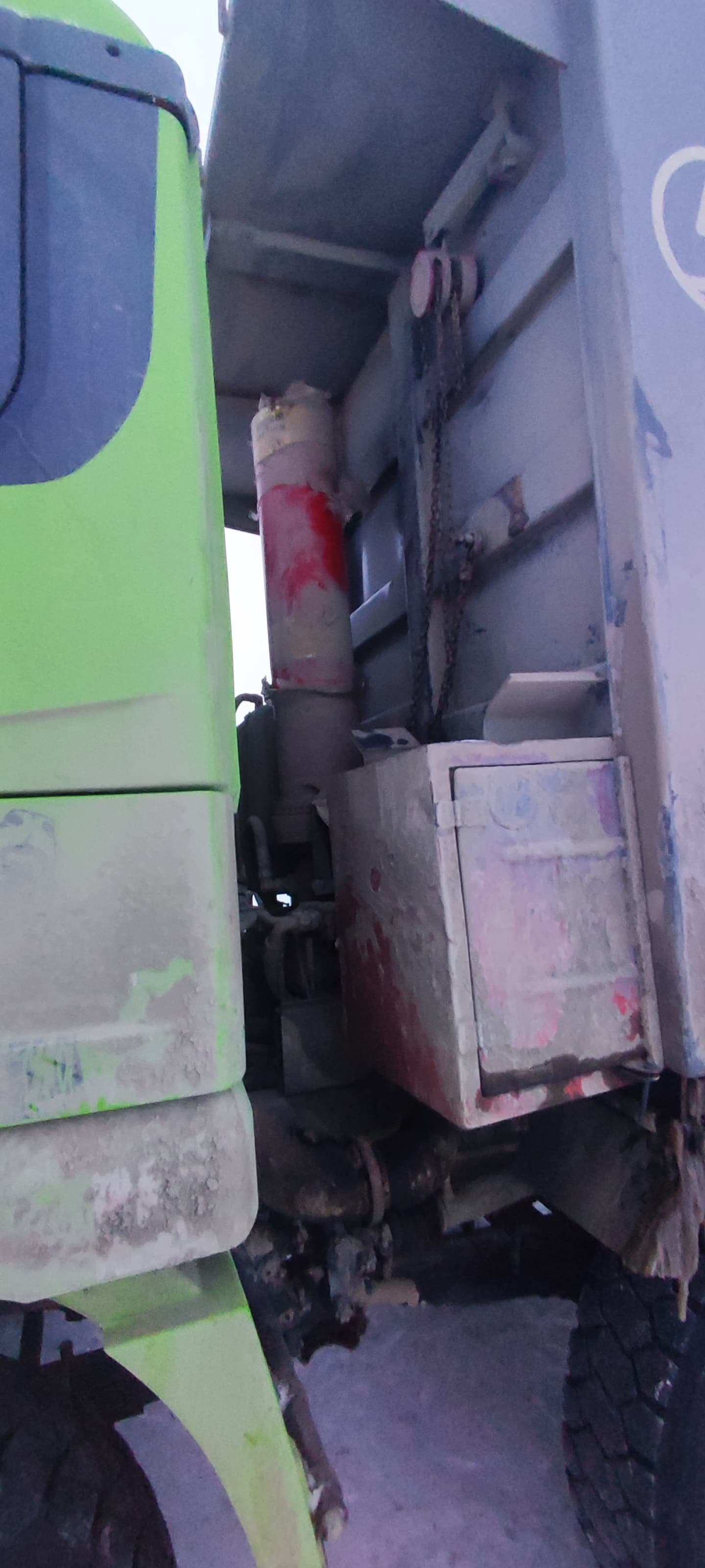 Shacman (Shaanxi) SX* 8x4 Самосвал 2022 г. - фото 5