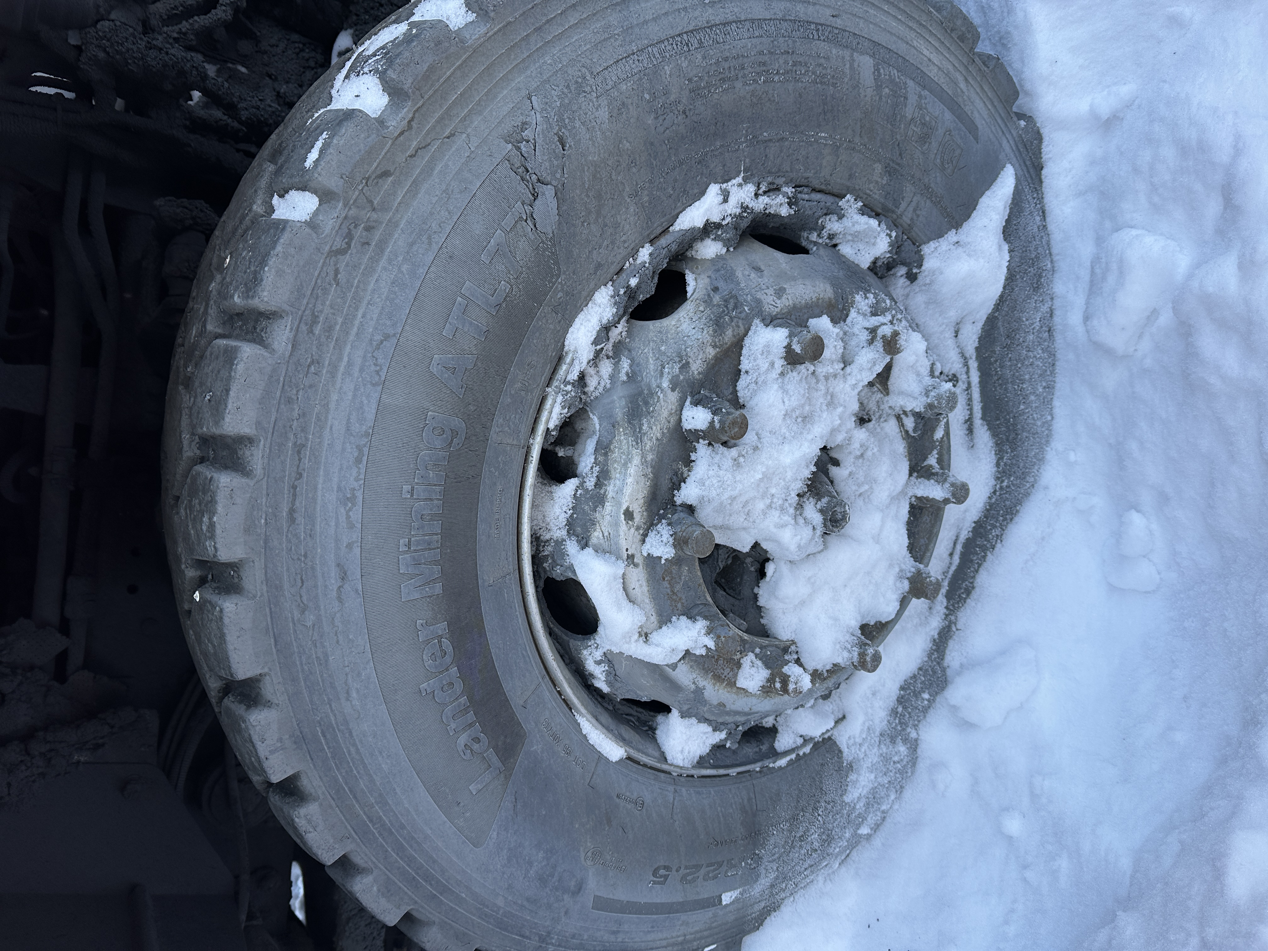 Shacman (Shaanxi) SX* 8x4 Самосвал 2022 г. - фото 13