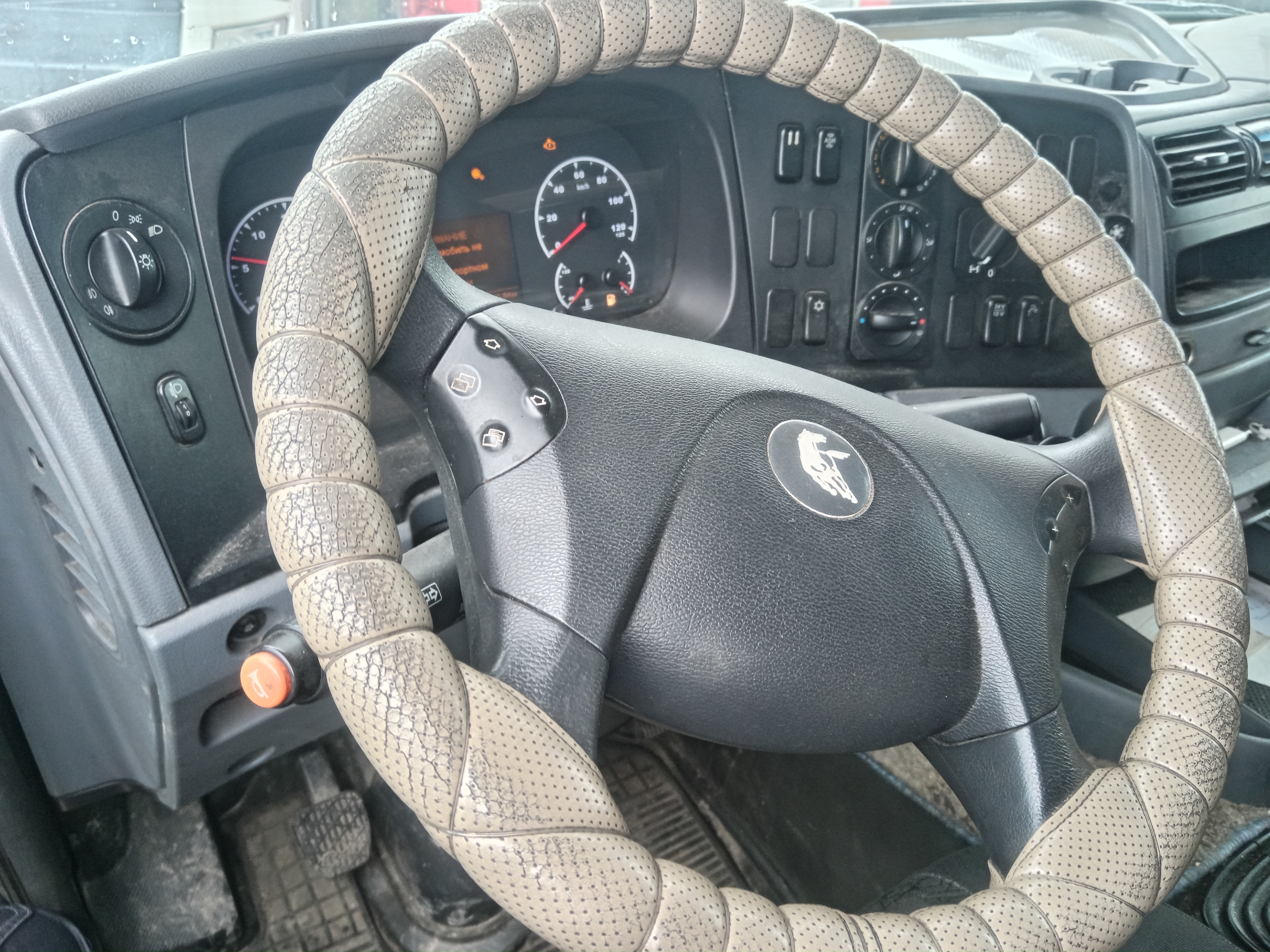 КамАЗ 5490 4x2 Седельный тягач 2020 г. - фото 2