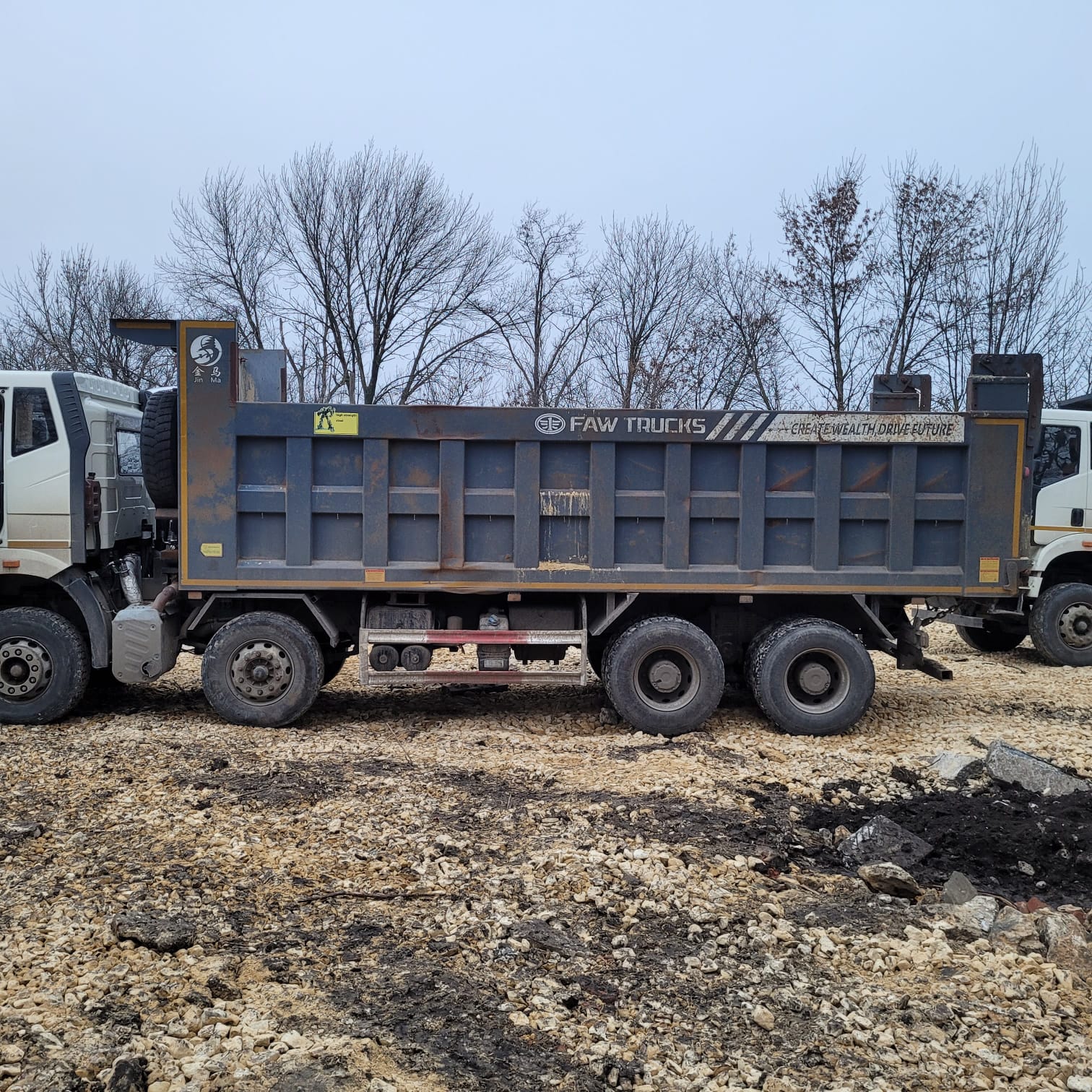 FAW CA 3310 8x4 Самосвал_не актуально 2023 г. - фото 5