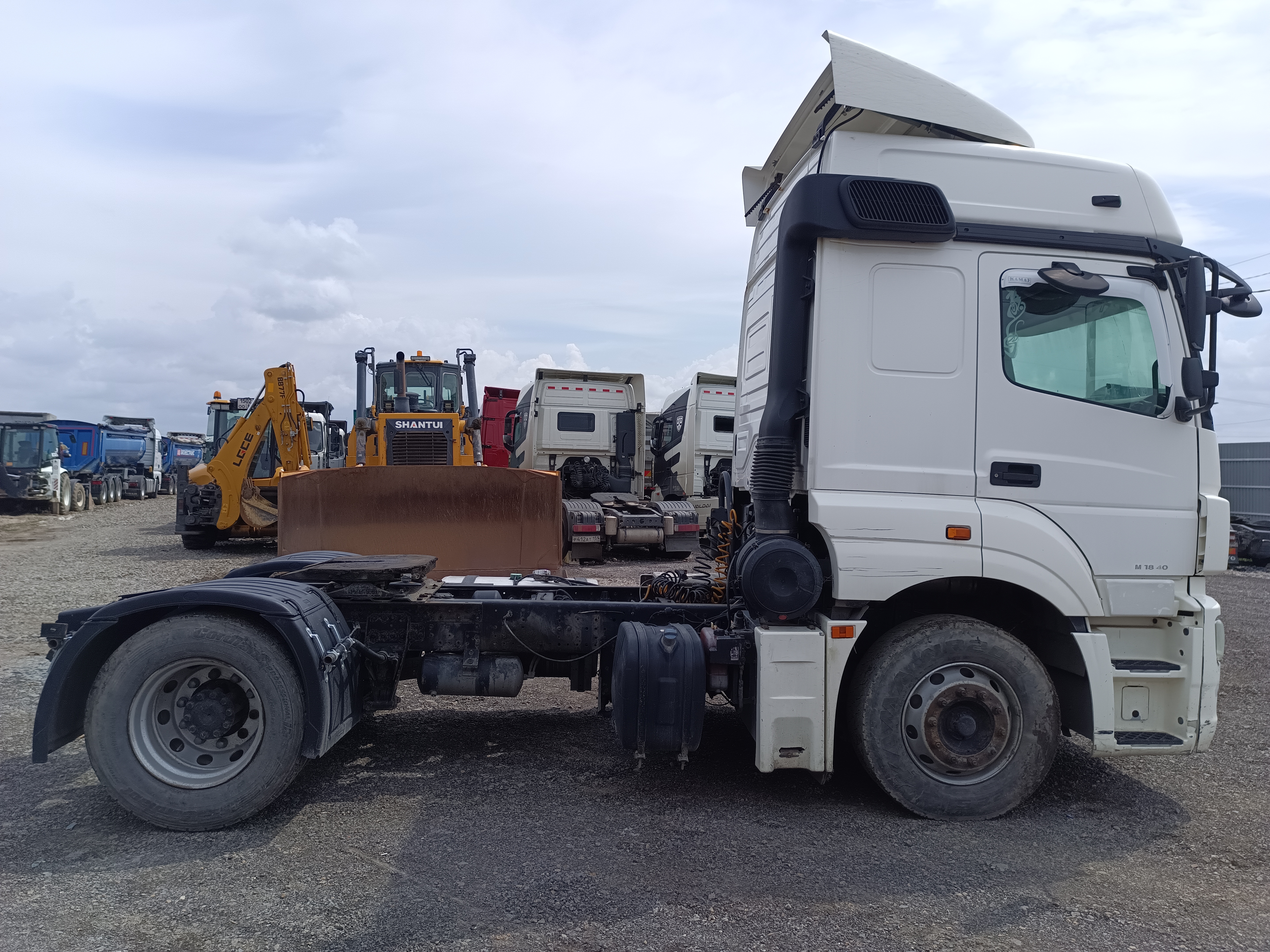 КамАЗ 5490 4x2 Седельный тягач 2017 г. - фото 4