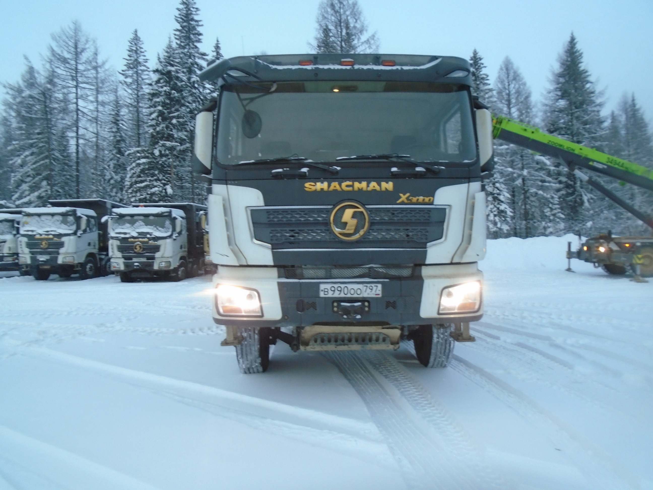 Shacman (Shaanxi) SX* 8x4 Самосвал 2022 г.