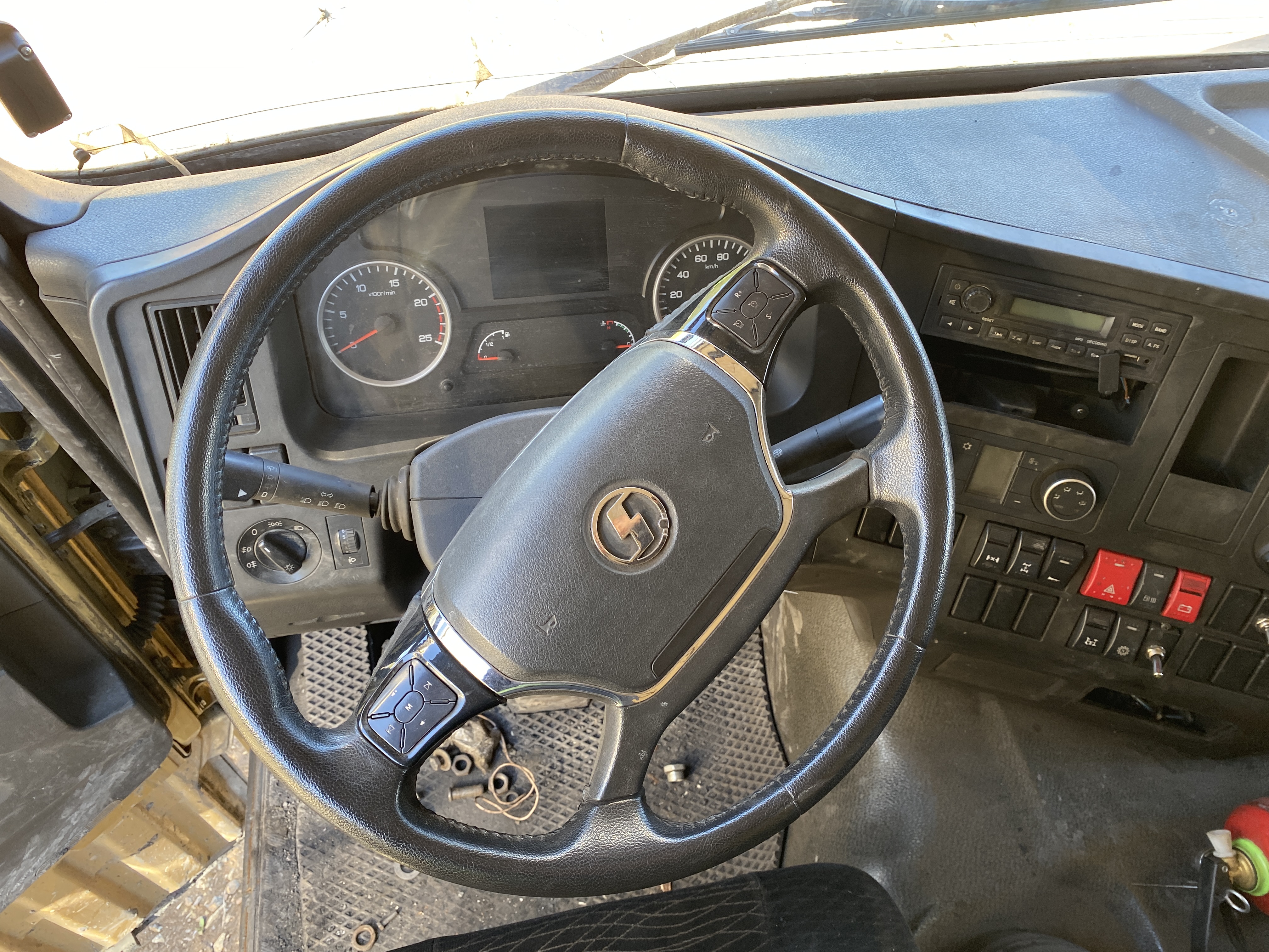 Shacman (Shaanxi) SX* 8x4 Самосвал 2023 г. - фото 11