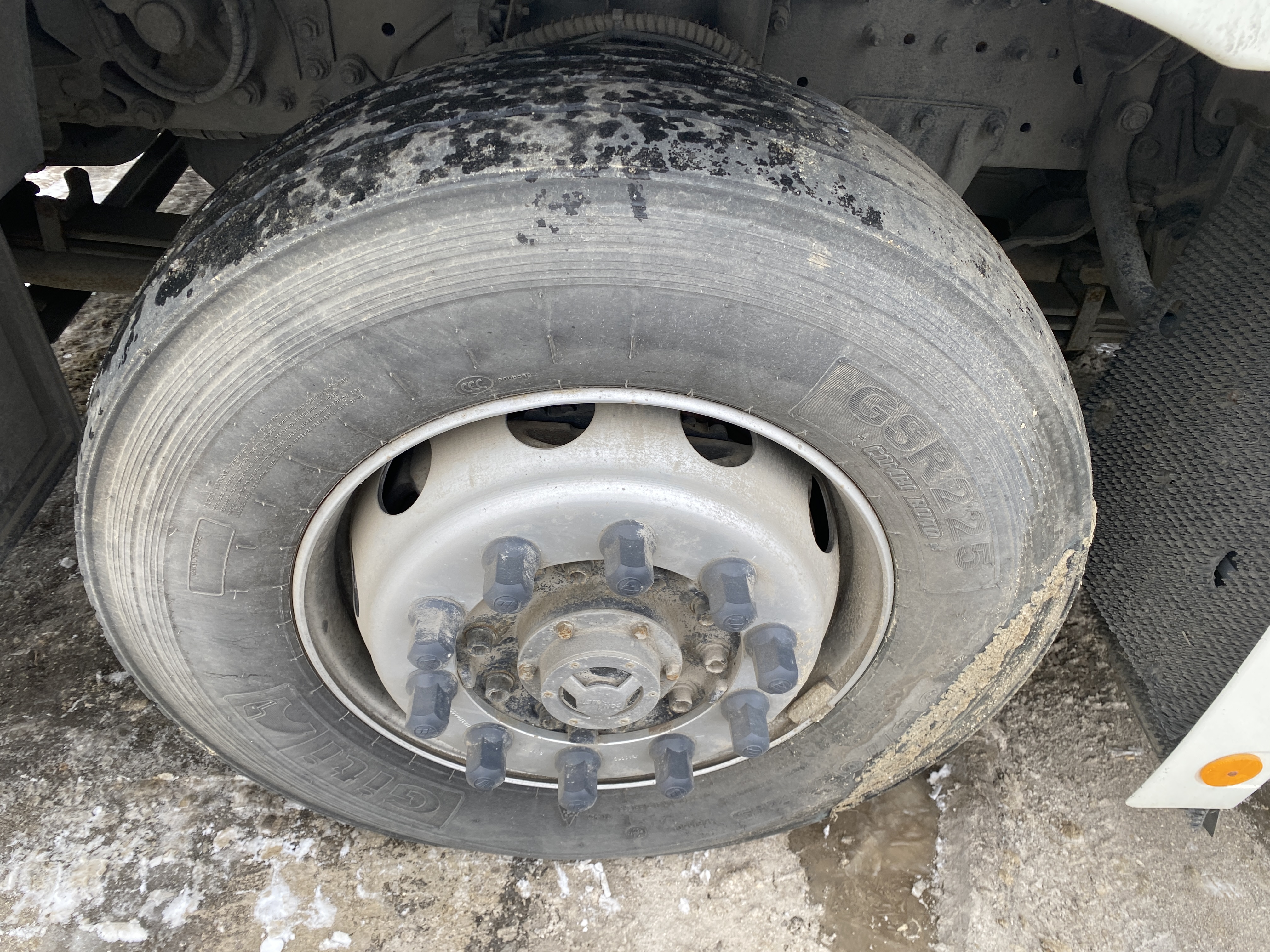 Foton AUMAN 4x2 Седельный тягач 2023 г. - фото 10