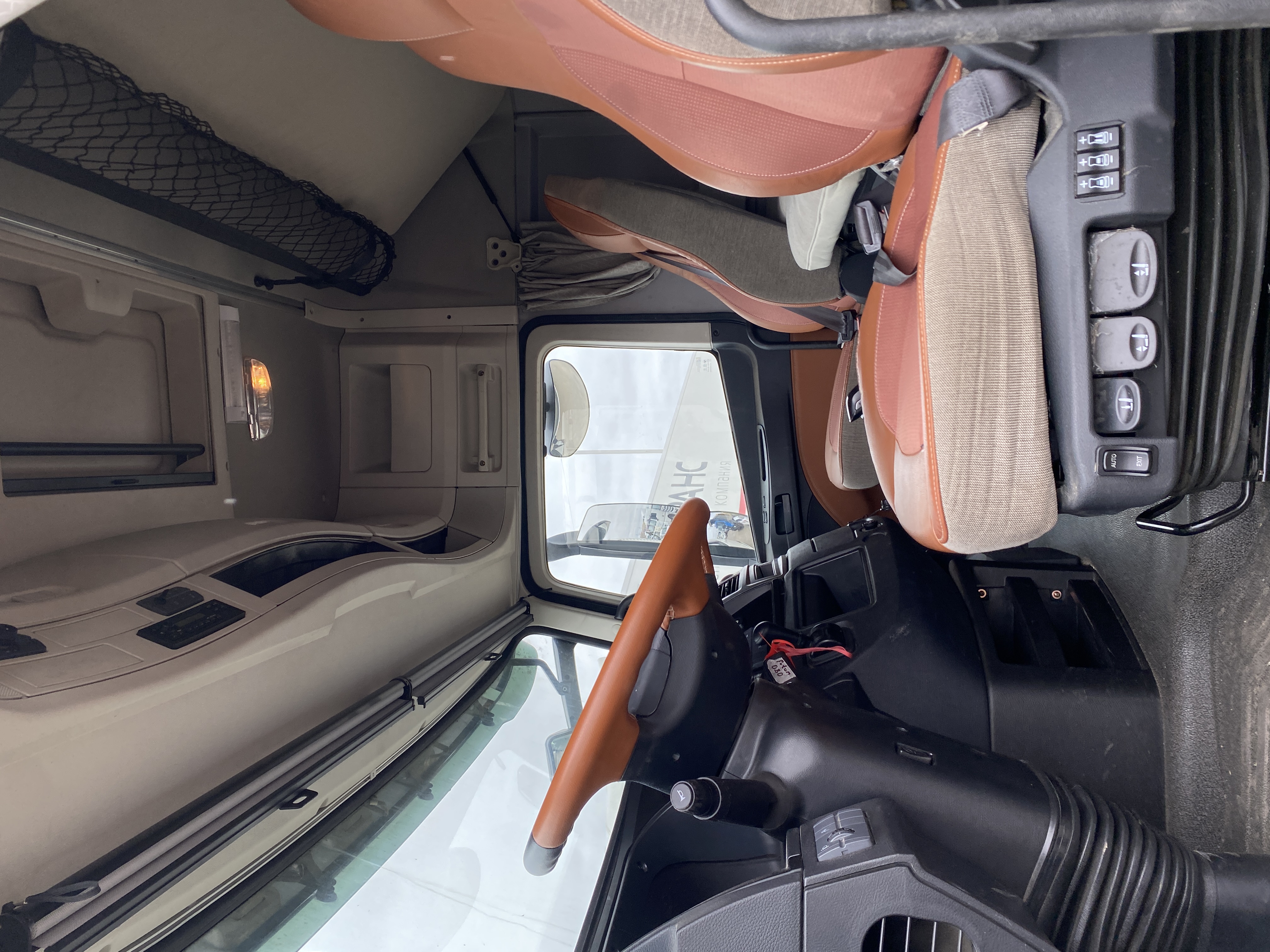 Foton AUMAN 4x2 Седельный тягач 2023 г. - фото 11