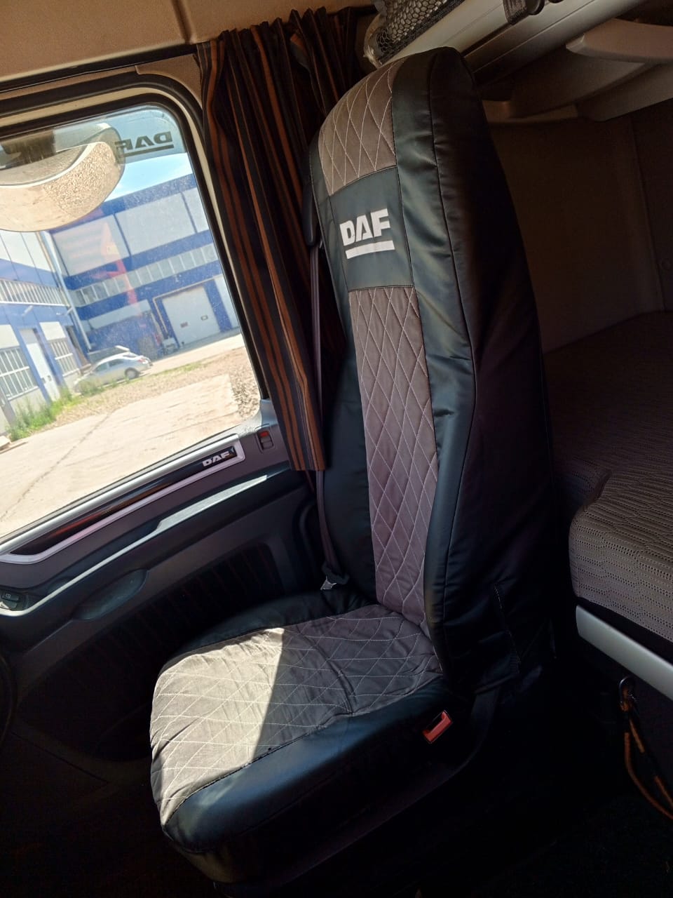 DAF XF 4x2 Седельный тягач 2021 г. - фото 10