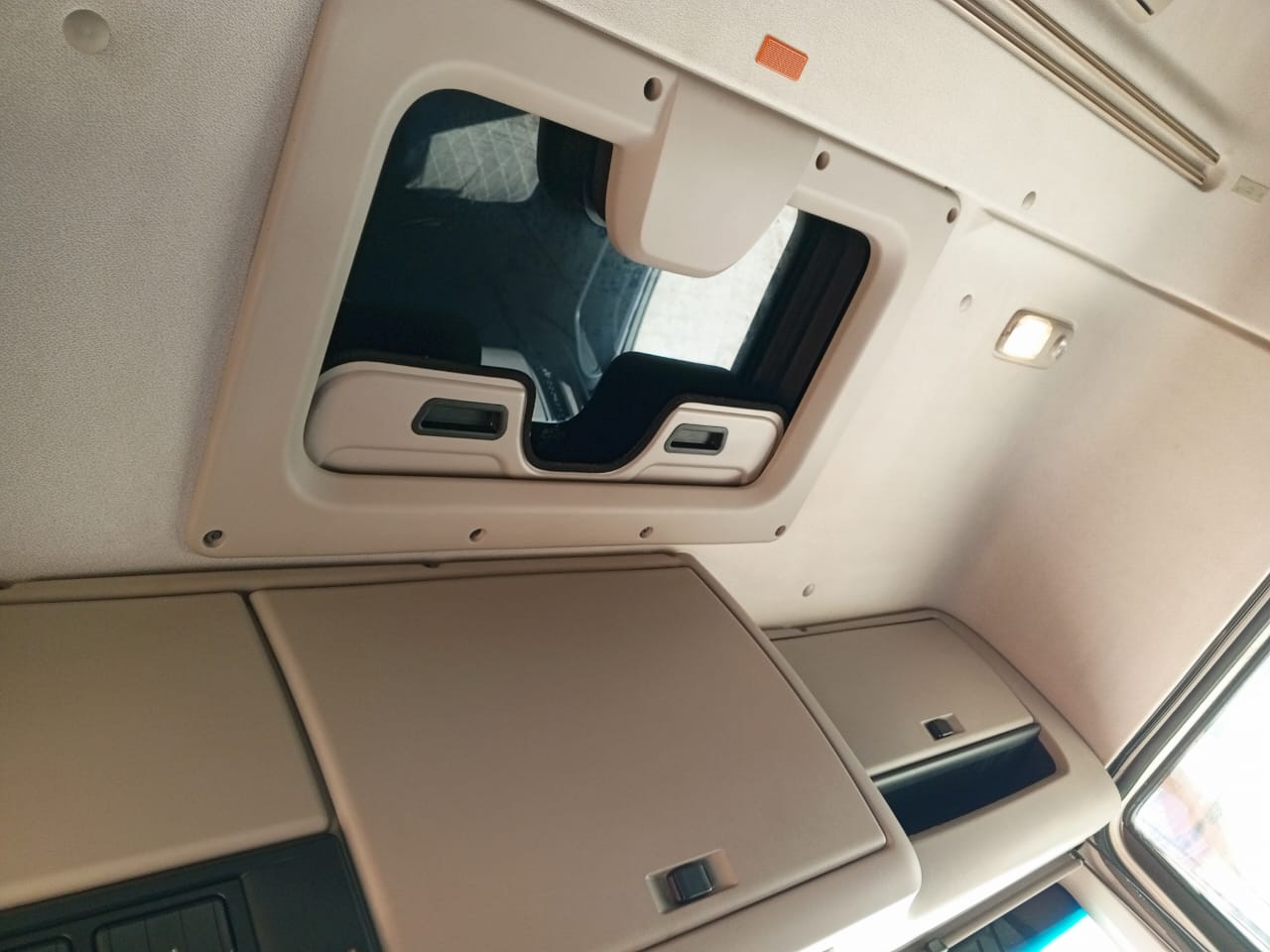 DAF XF 4x2 Седельный тягач 2021 г. - фото 12