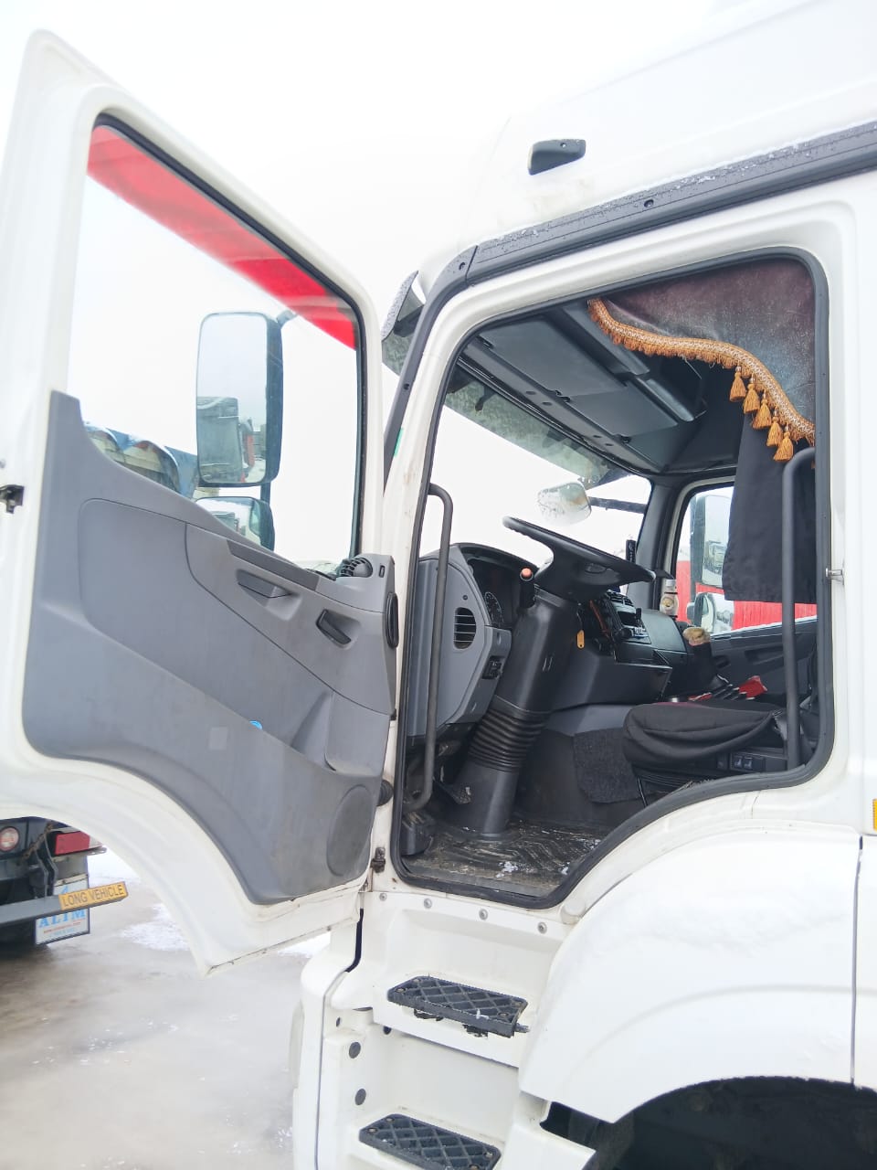 КамАЗ 5490 4x2 Седельный тягач 2017 г. - фото 6