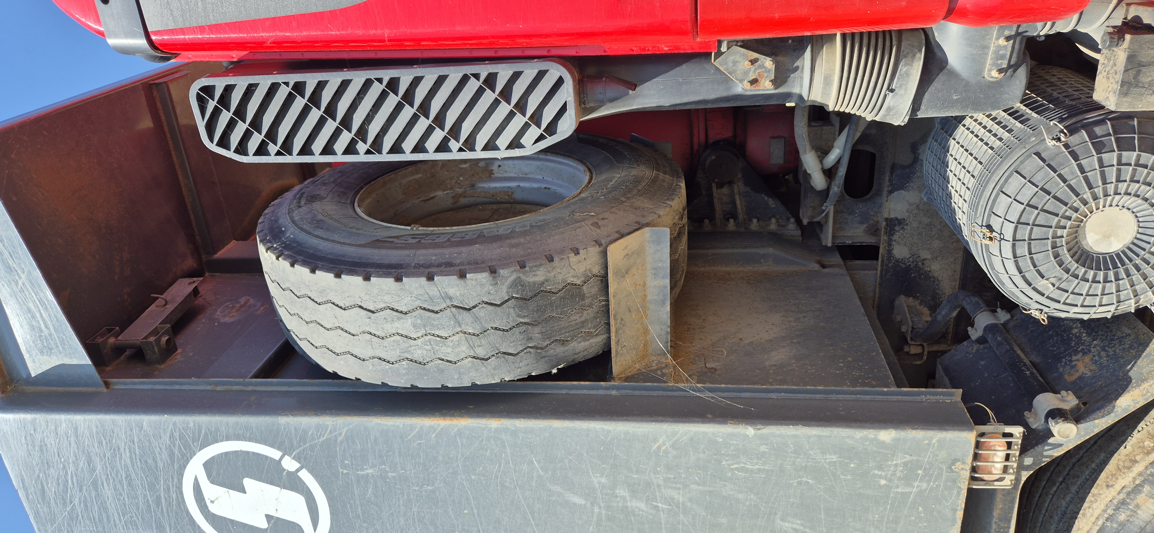 Shacman (Shaanxi) SX* 8x4 Самосвал 2022 г. - фото 17