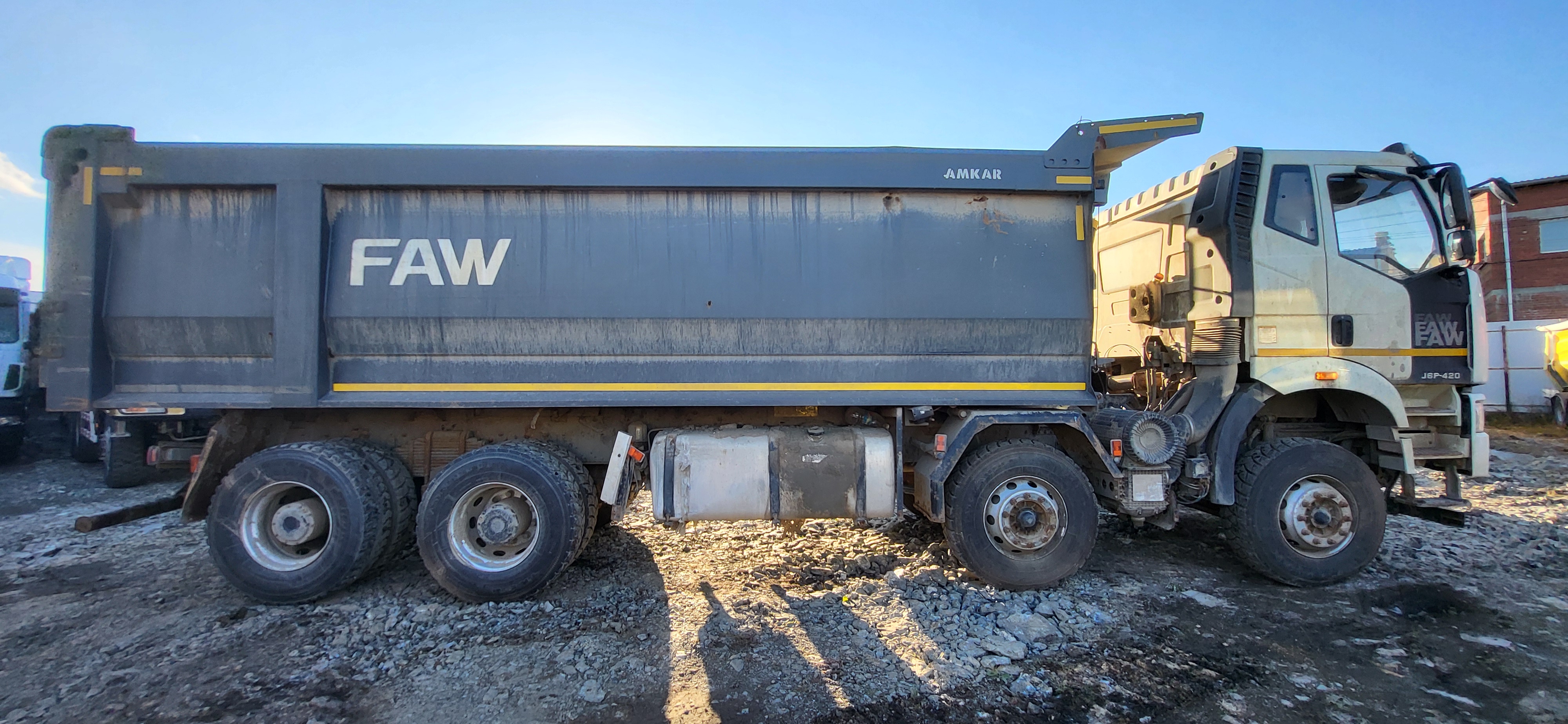 Автомастер 6589* на шасси FAW CA 3310 8x4 Самосвал 2022 г. - фото 4