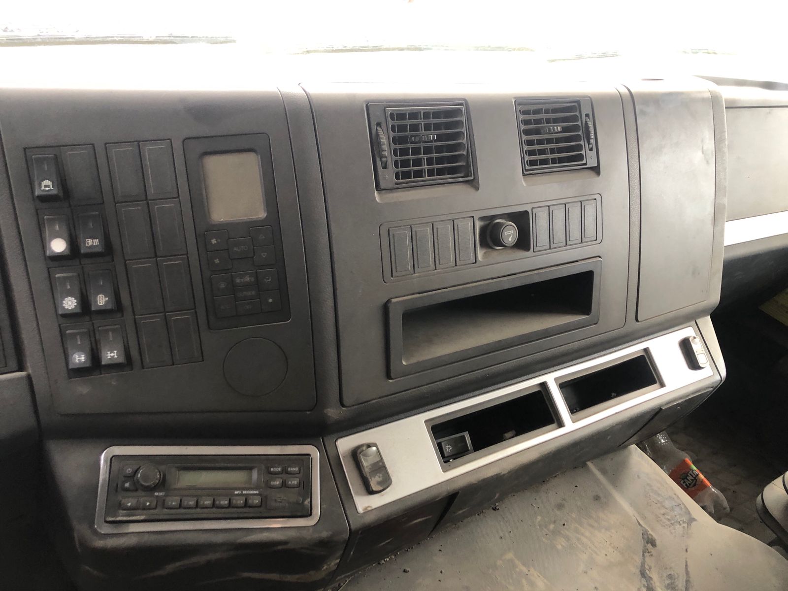 Shacman (Shaanxi) SX* 6x4 Самосвал 2021 г. - фото 10