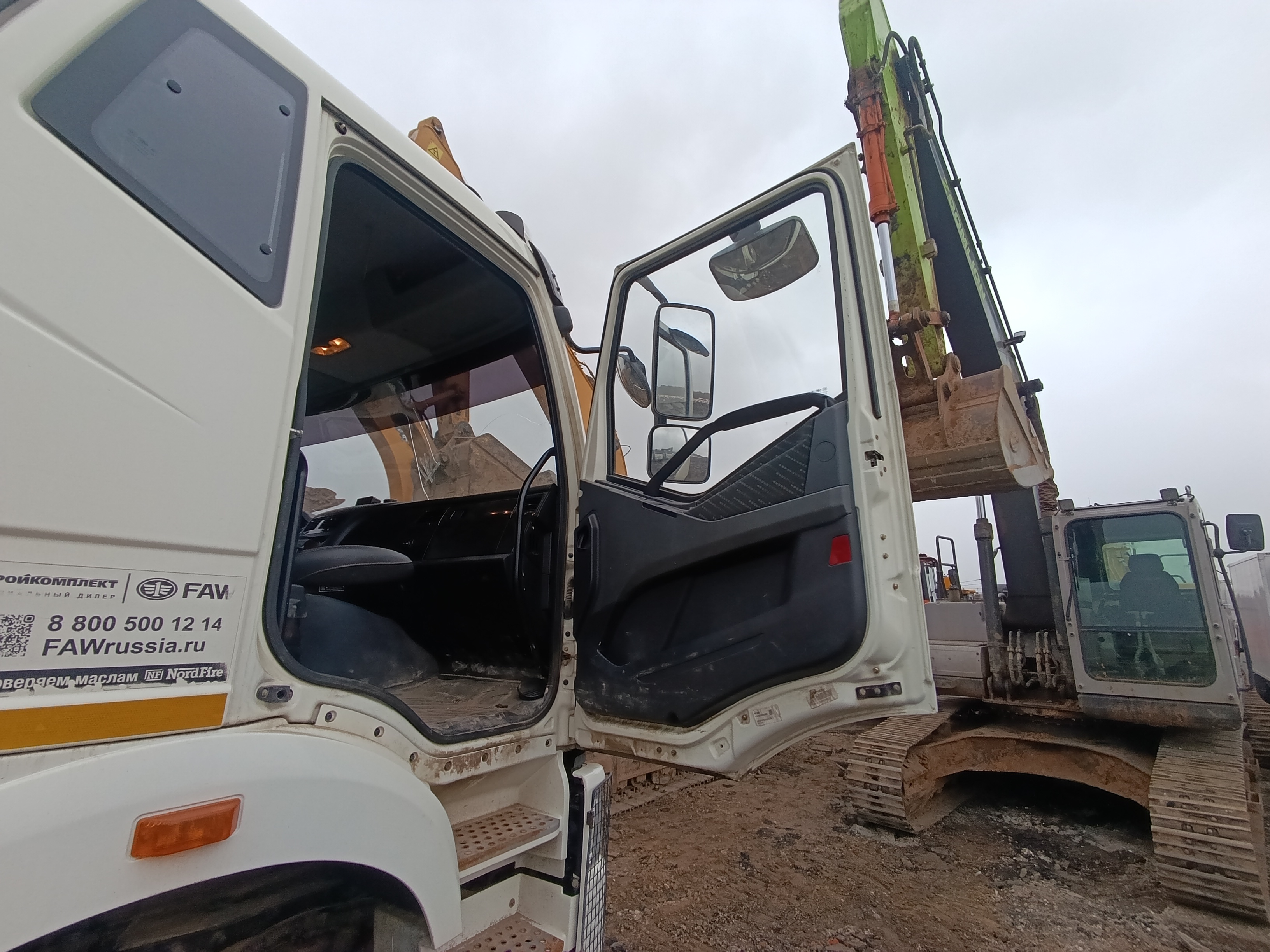 FAW CA 3310 8x4 Самосвал_не актуально 2023 г. - фото 9