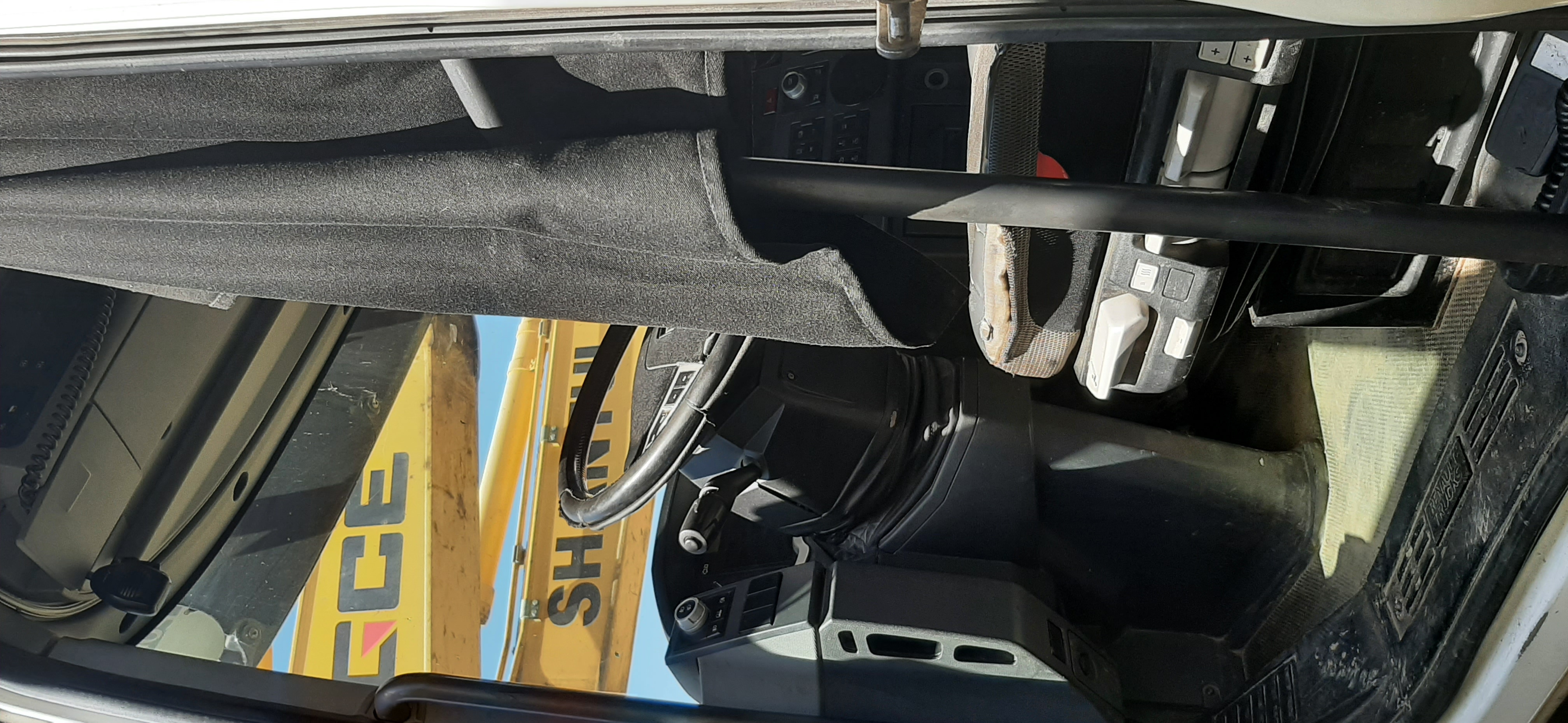 Renault T 6x2 Седельный тягач 2016 г. - фото 17