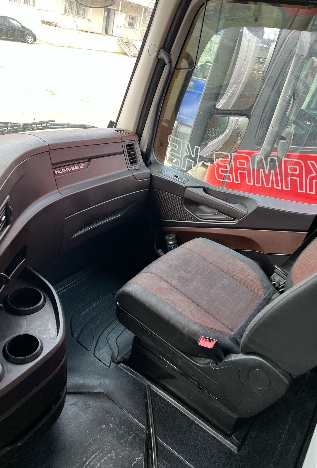 КамАЗ 54901 4x2 Седельный тягач 2022 г. - фото 8