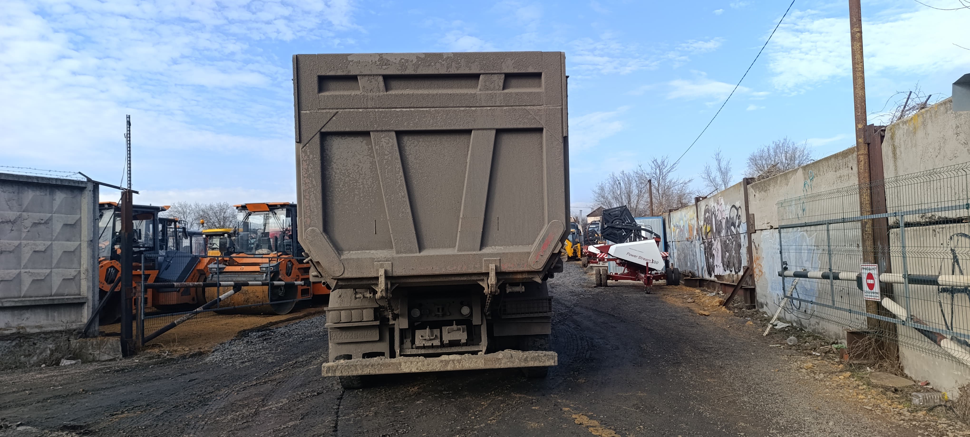 SITRAK C7H 8x4 Самосвал 2023 г. - фото 7