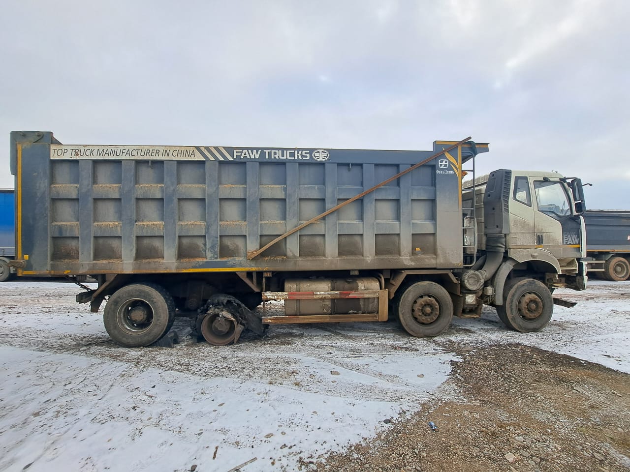 FAW CA 3310 8x4 Самосвал_не актуально 2023 г. - фото 4