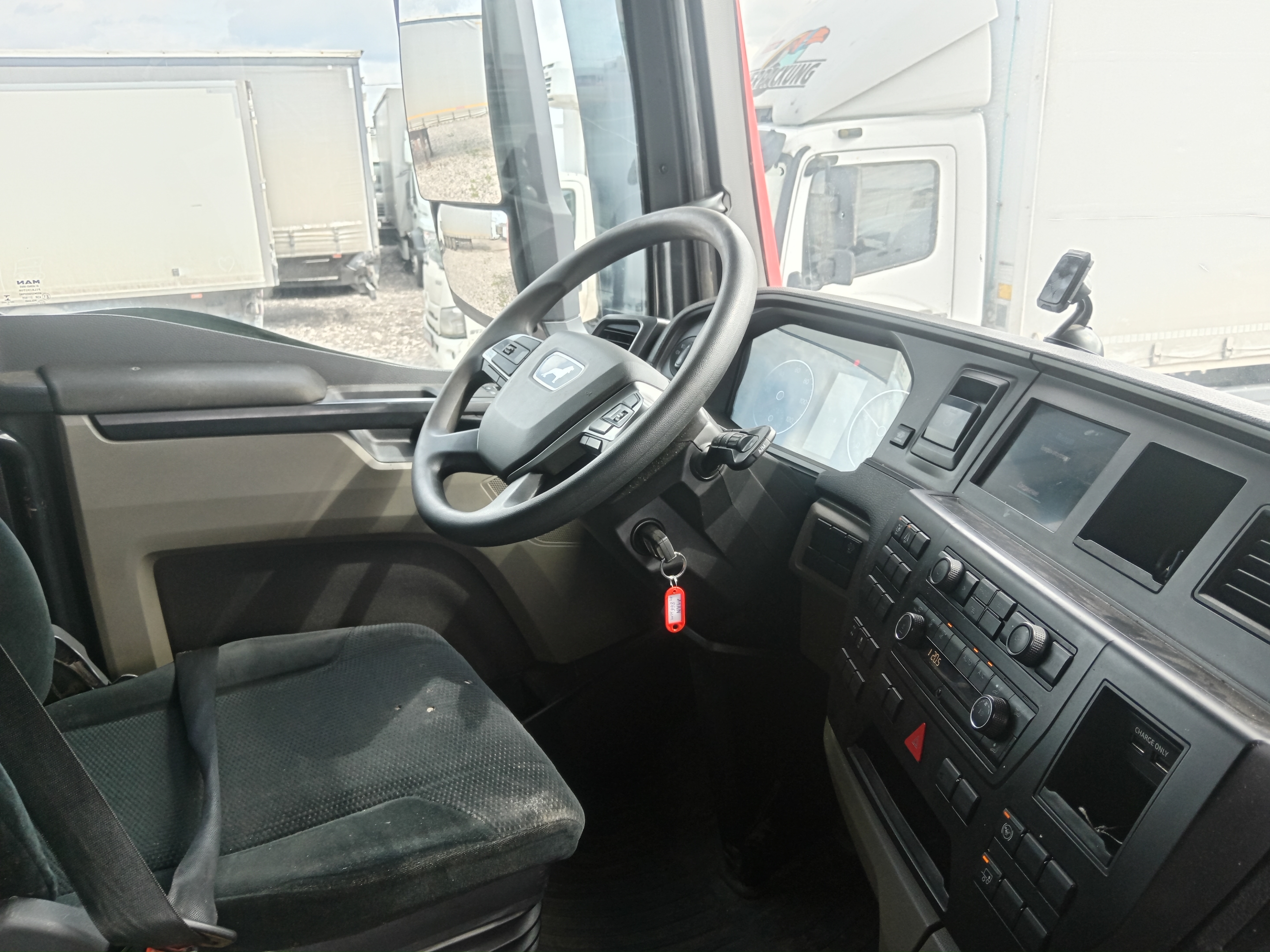 MAN TGX 4X2 Седельный тягач 2021 г. - фото 12