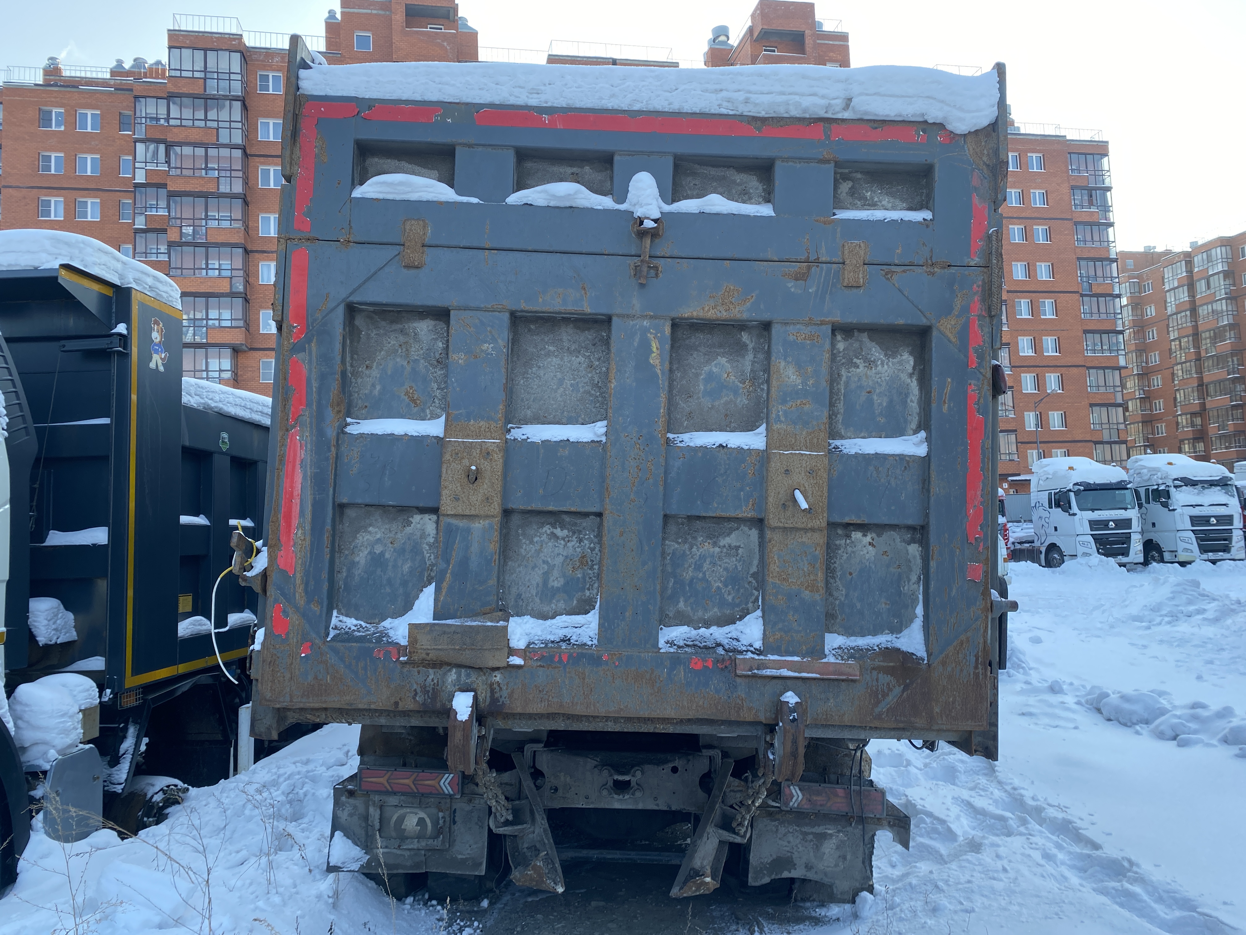 Shacman (Shaanxi) SX* 8x4 Самосвал 2021 г. - фото 6