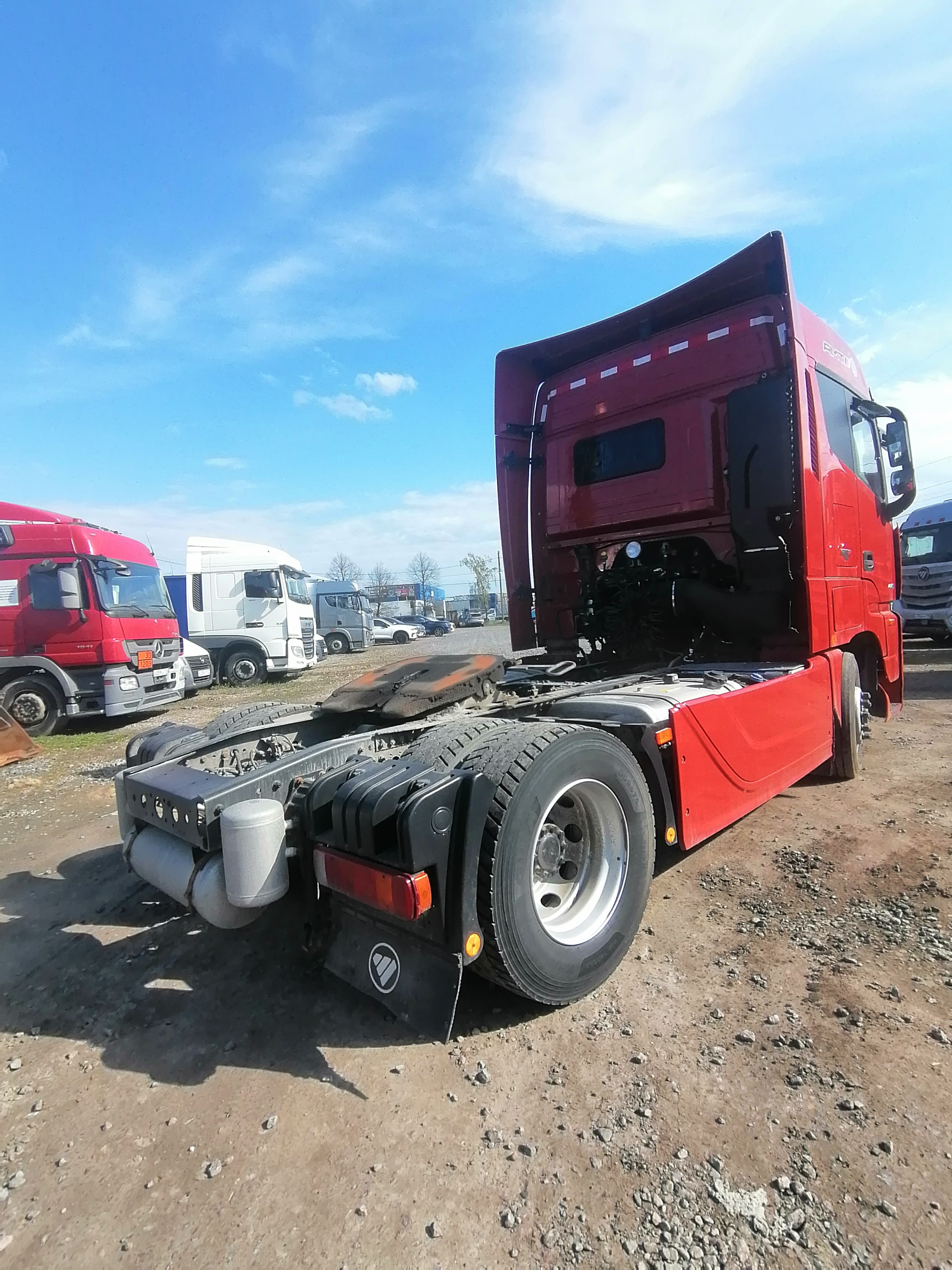 Foton AUMAN 4x2 Седельный тягач 2023 г. - фото 6