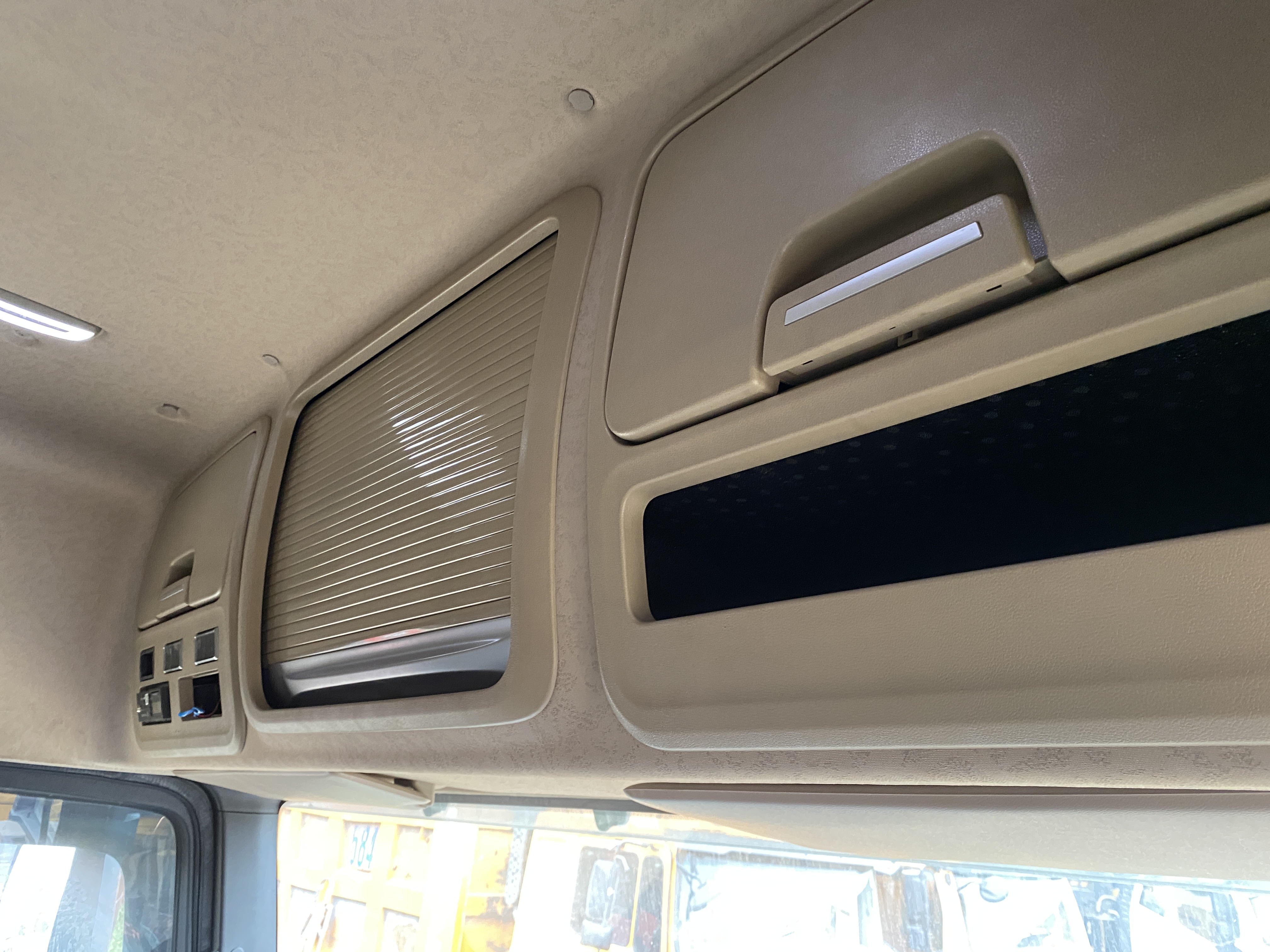 Foton AUMAN 4x2 Седельный тягач 2023 г. - фото 17