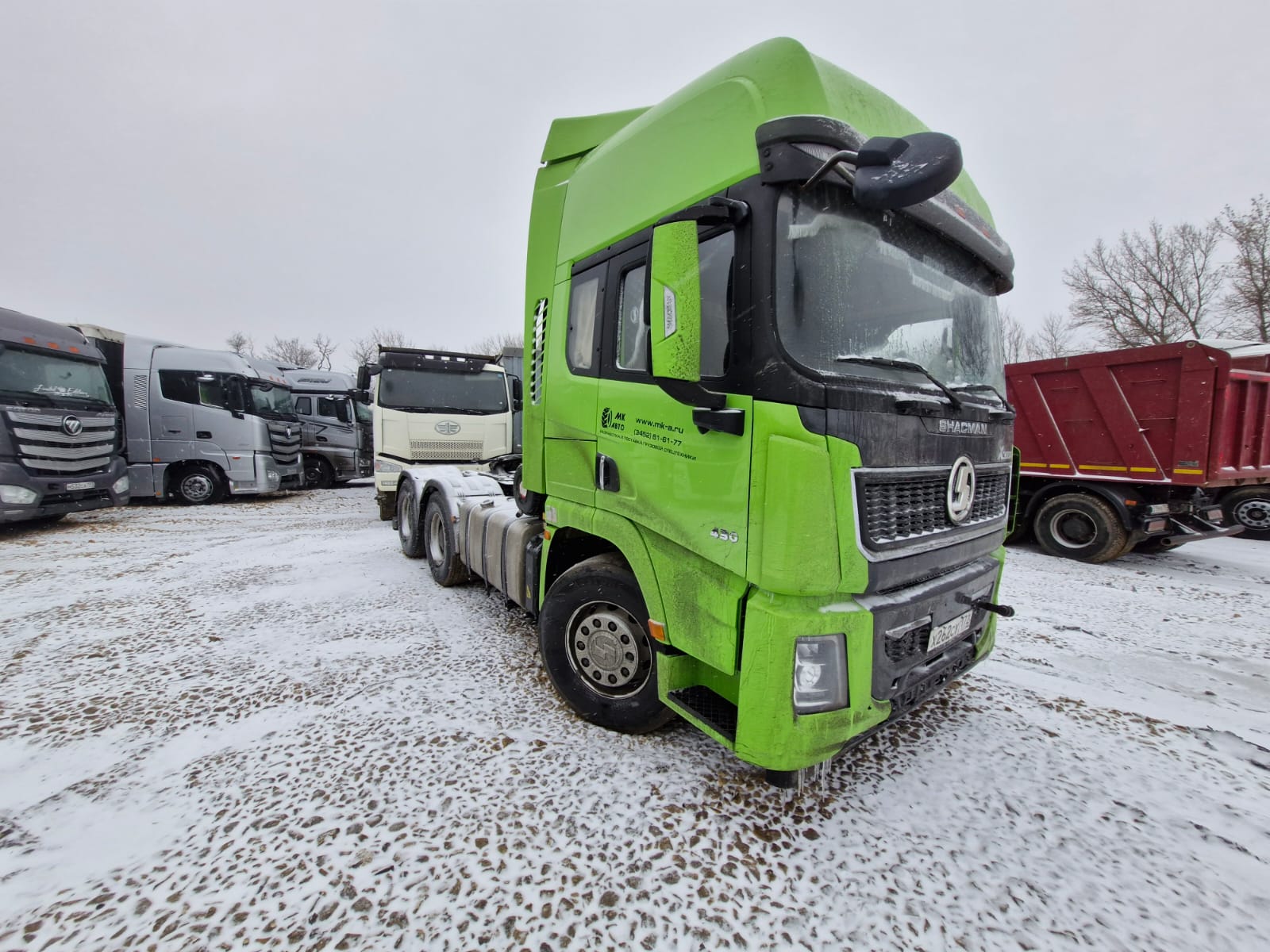 Shacman (Shaanxi) SX* 6x4 Седельный тягач 2023 г. - фото 3