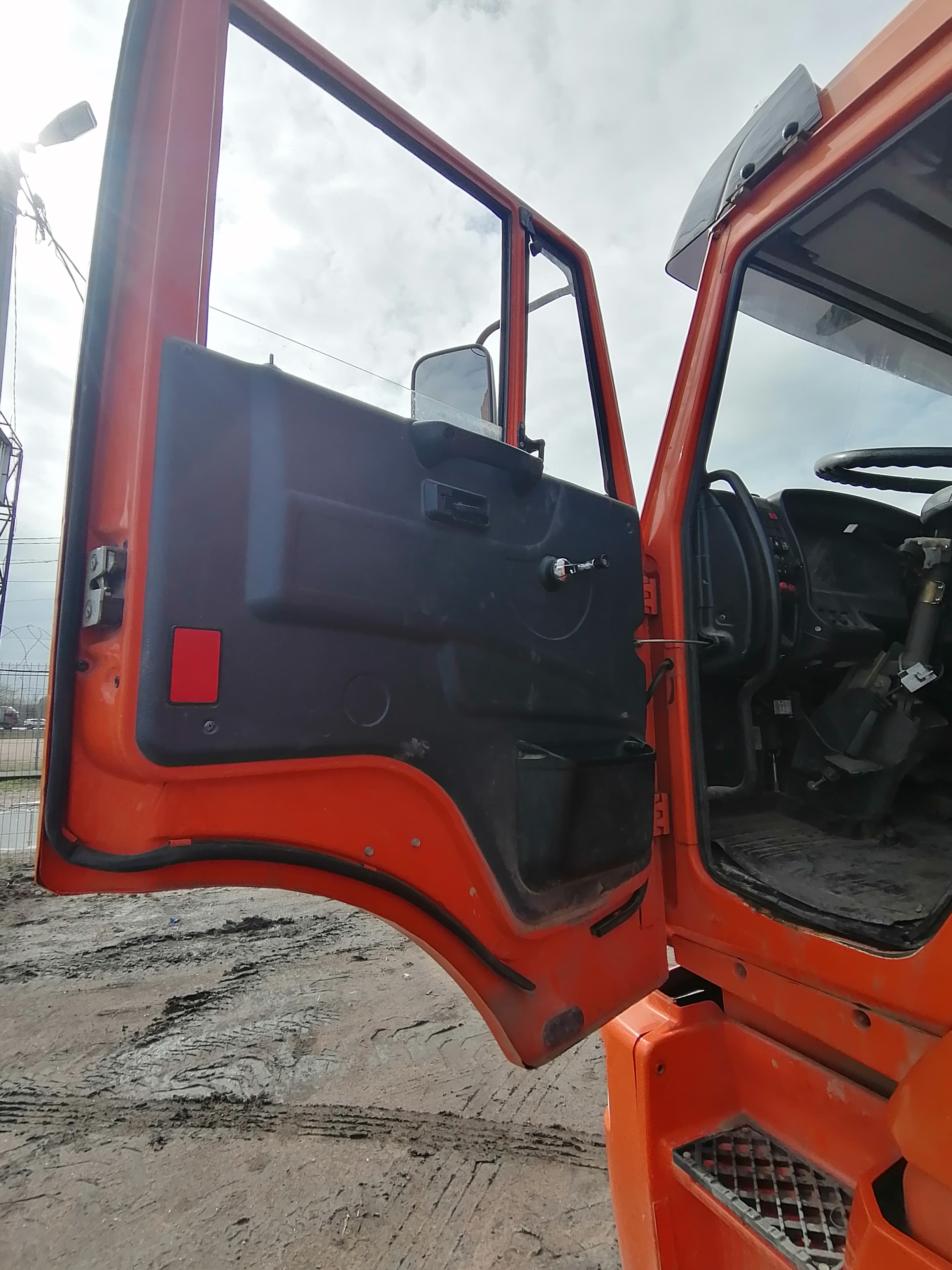 КамАЗ 6520 6x4 Самосвал 2022 г. - фото 10