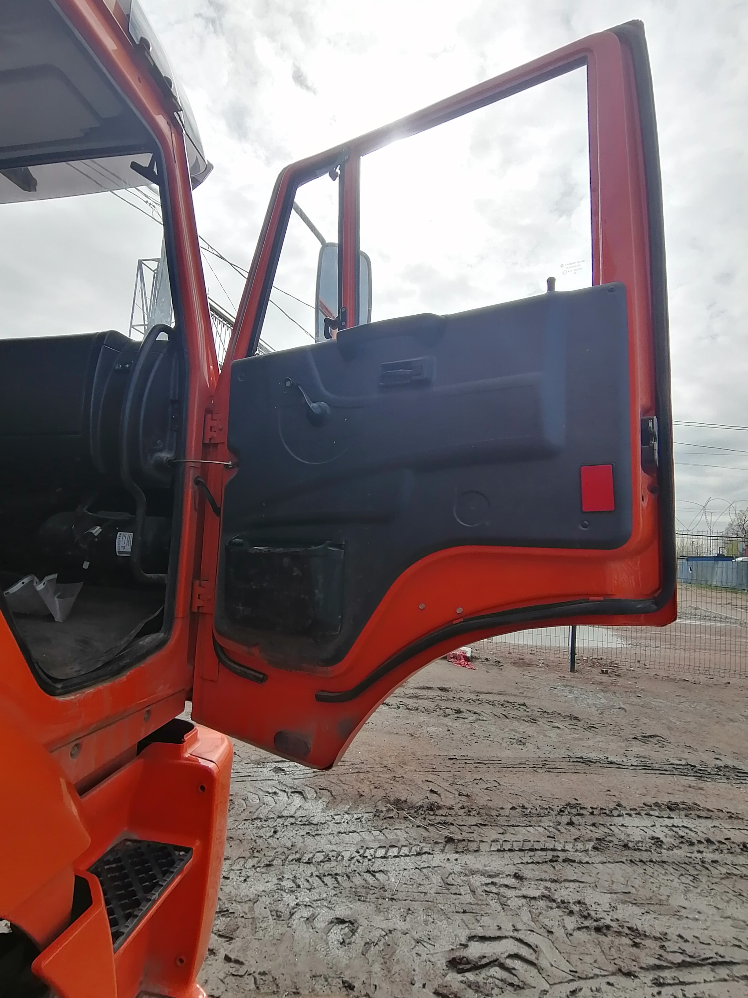 КамАЗ 6520 6x4 Самосвал 2022 г. - фото 11