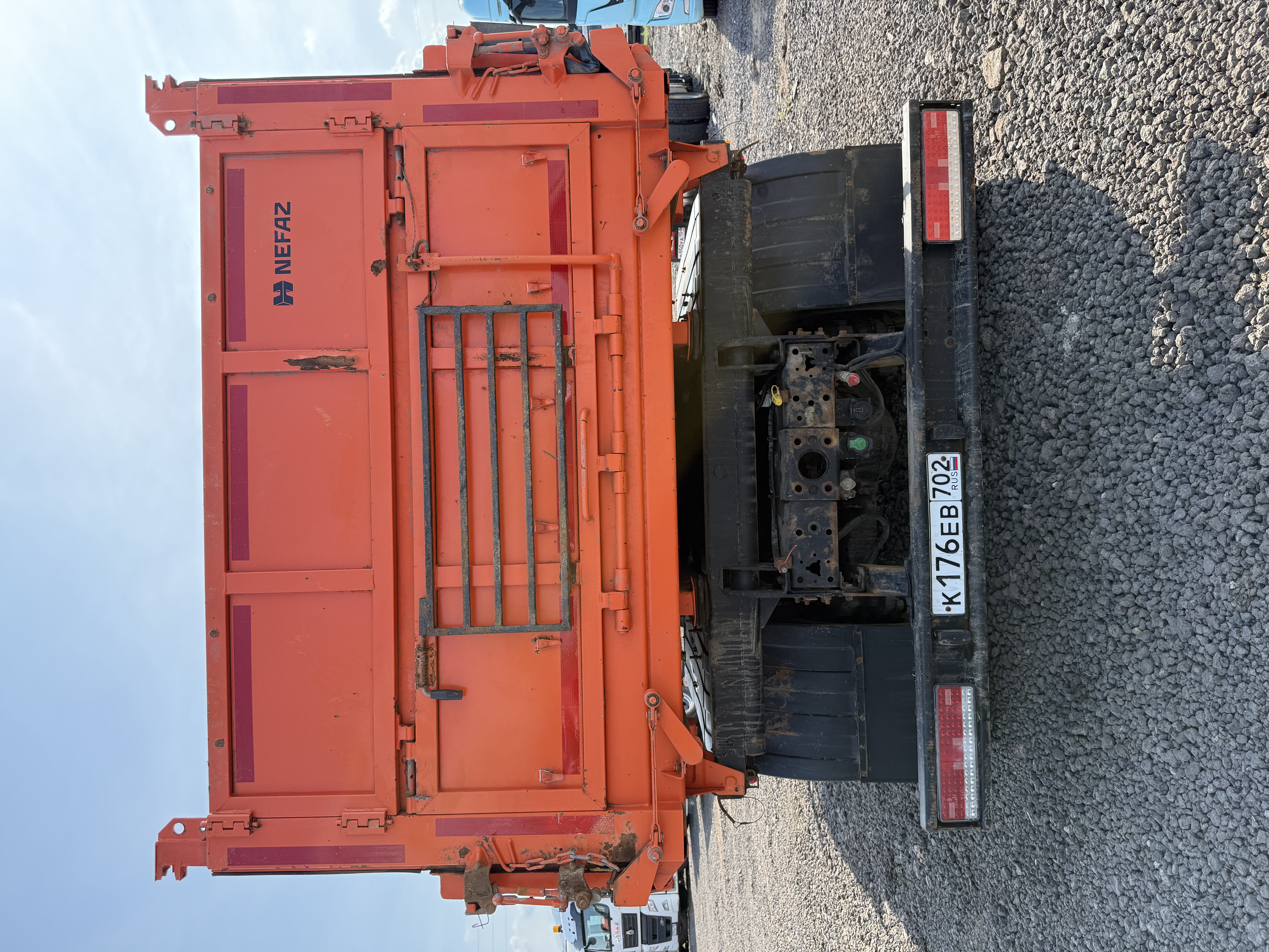 НефАЗ 4514* на шасси КамАЗ 65115 6x4 Самосвал 2022 г. - фото 4