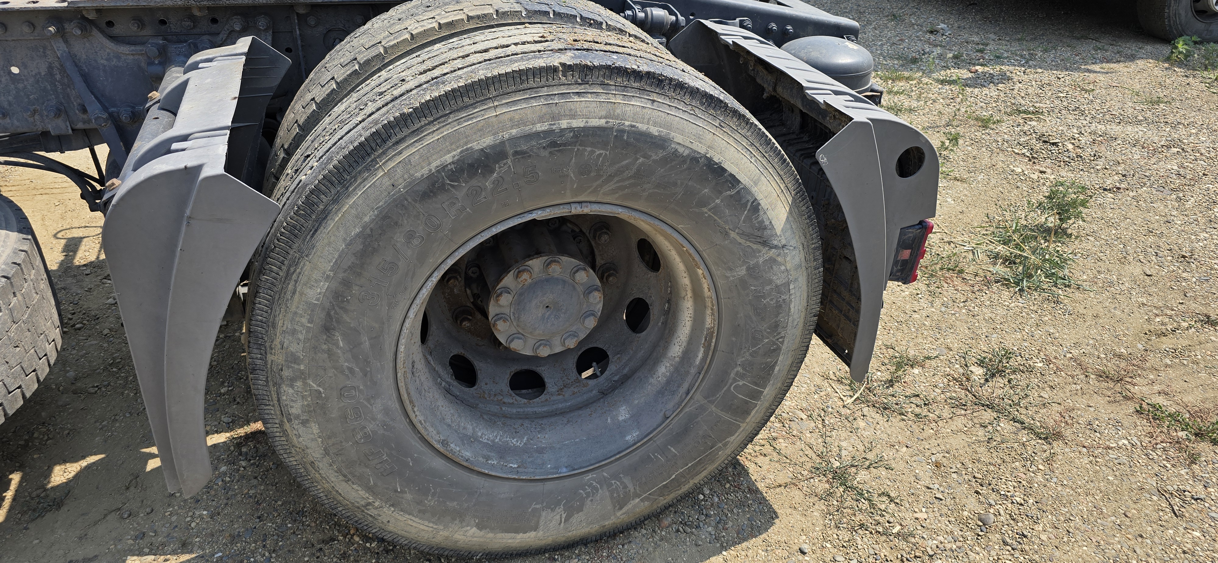 Mercedes-Benz AXOR 4x2 Седельный тягач 2017 г. - фото 11