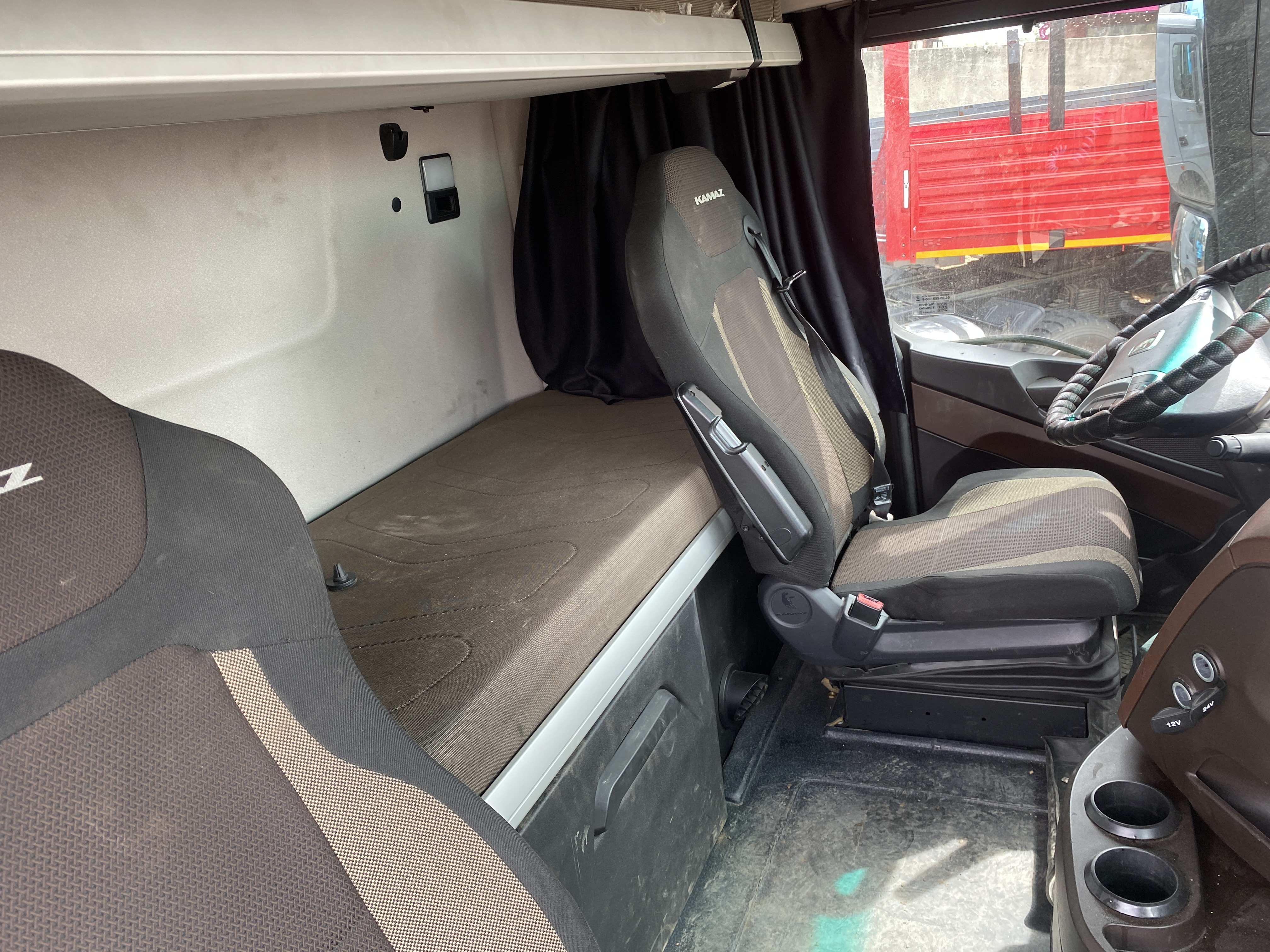 КамАЗ 54901 4x2 Седельный тягач 2023 г. - фото 6