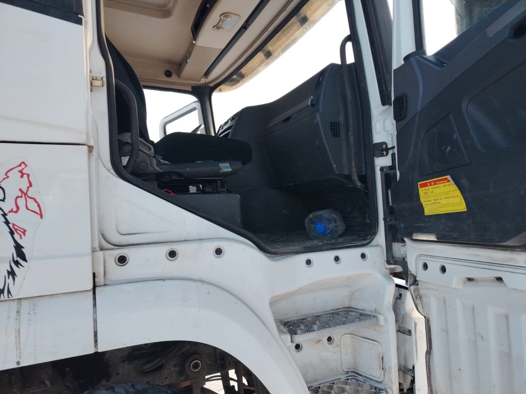 Shacman (Shaanxi) SX* 8x4 Самосвал 2022 г. - фото 10