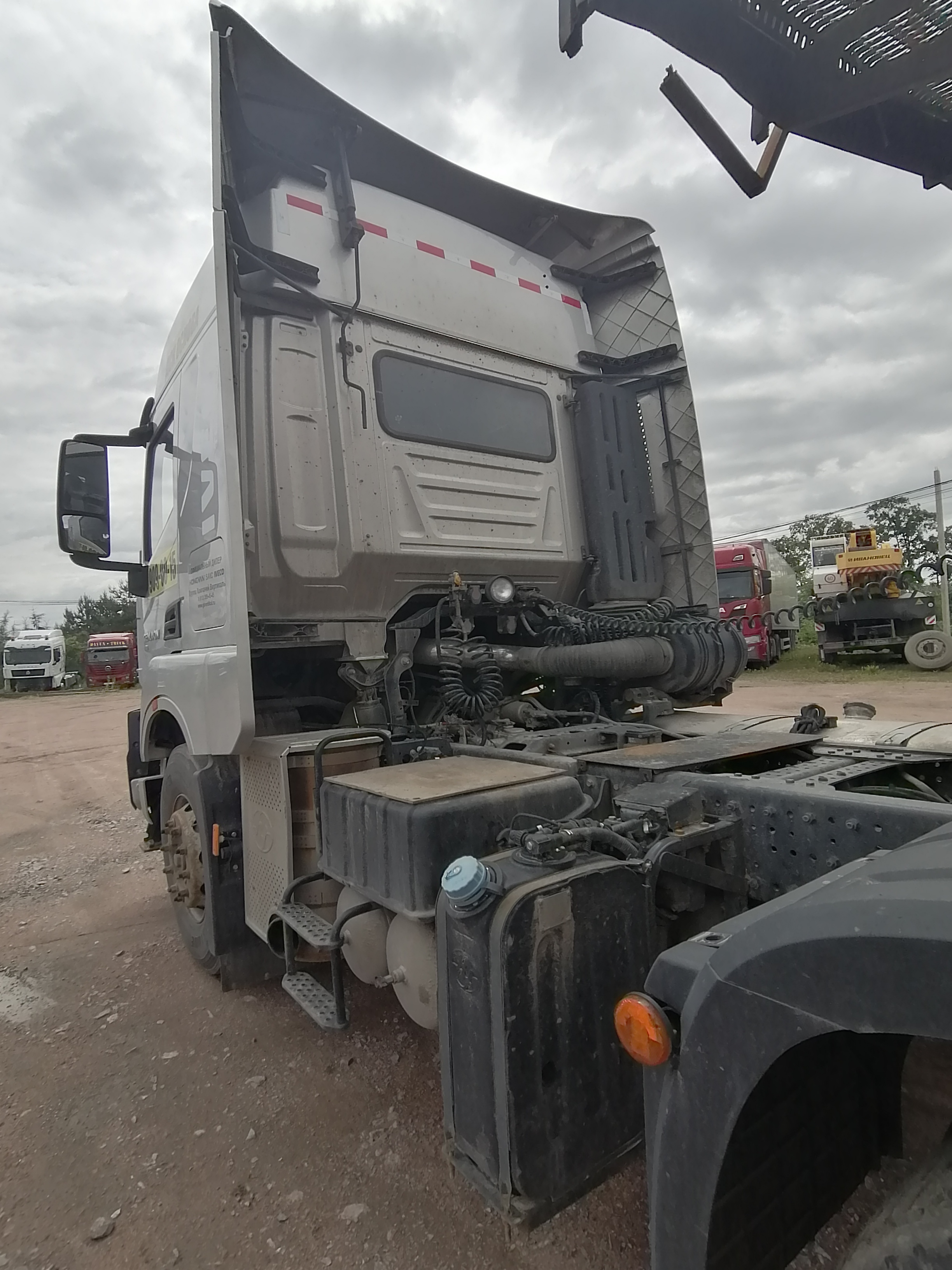 HONGYAN CQ* 6x4 Седельный тягач 2023 г. - фото 6