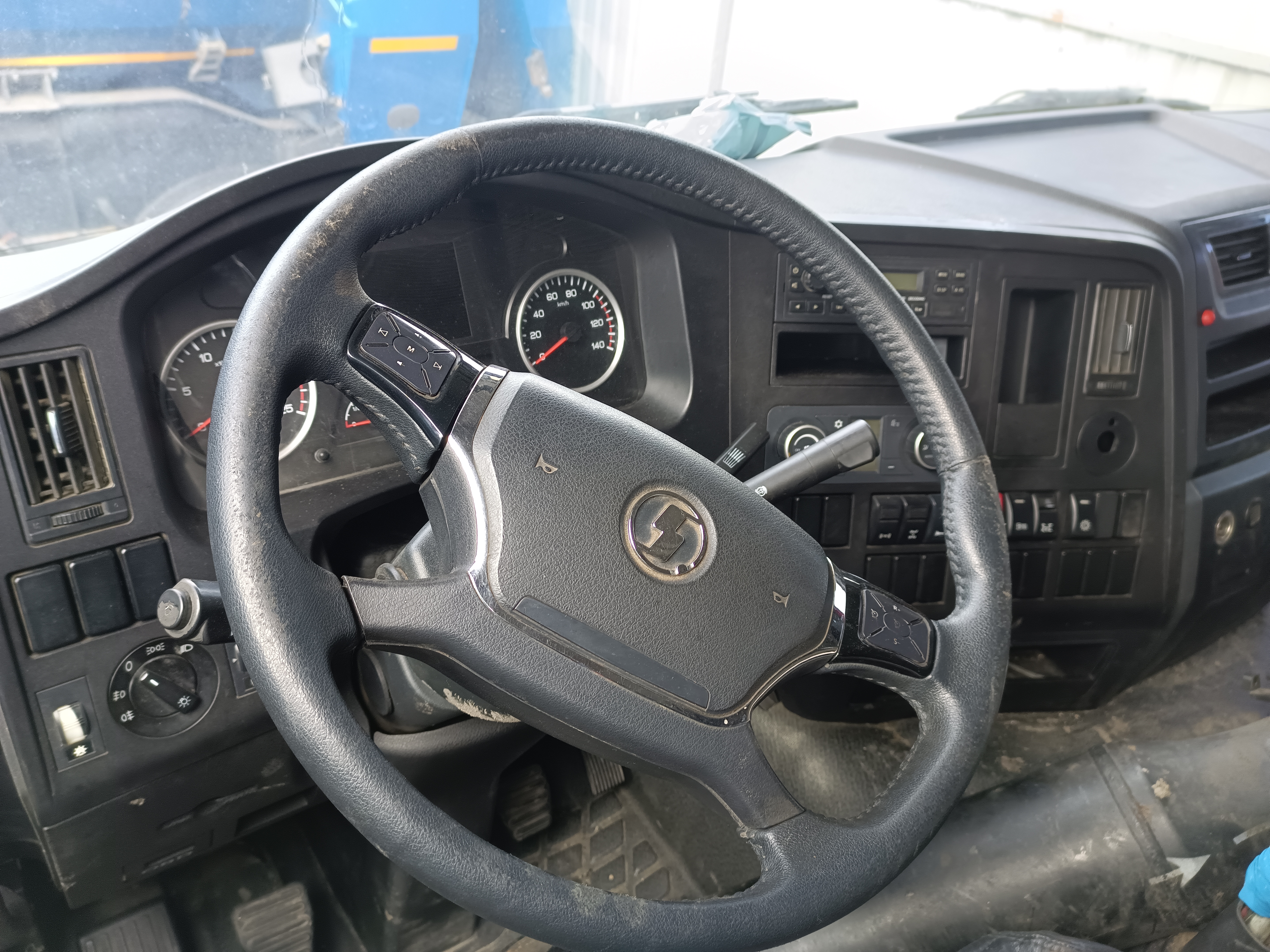 Shacman (Shaanxi) SX* 8x4 Самосвал 2022 г. - фото 6