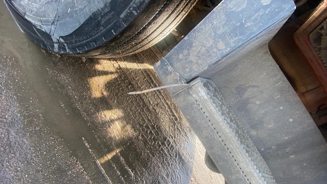 Shacman (Shaanxi) SX* 6x4 Седельный тягач 2022 г. - фото 11