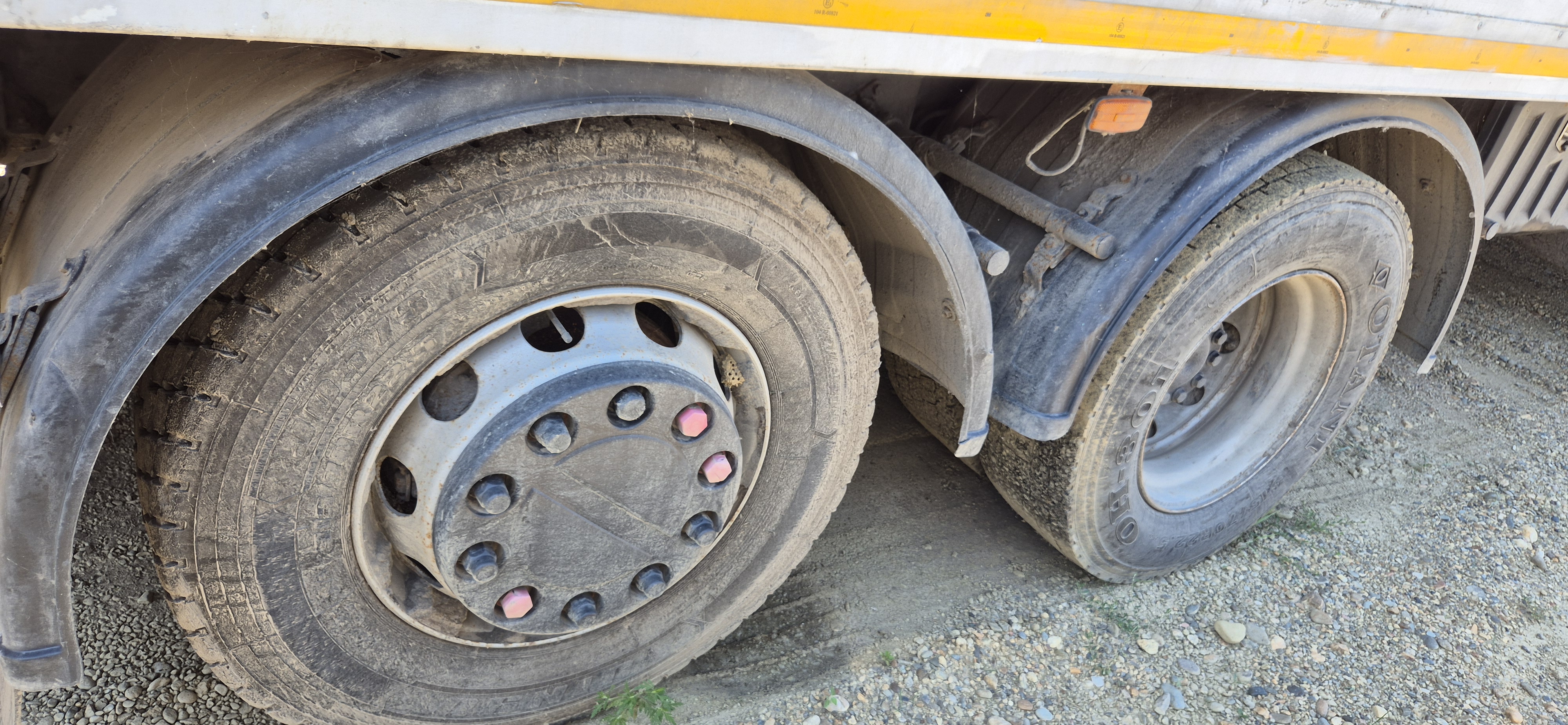 Центртранстехмаш АФ-4741* на шасси КамАЗ 65208 6x2 Изотермический/рефрижератор с гидробортом 2016 г. - фото 13