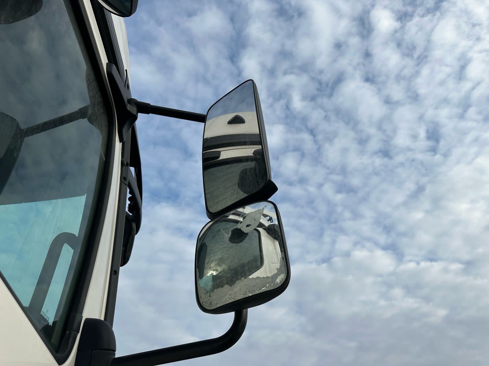 КамАЗ 5490 4x2 Седельный тягач 2018 г. - фото 13