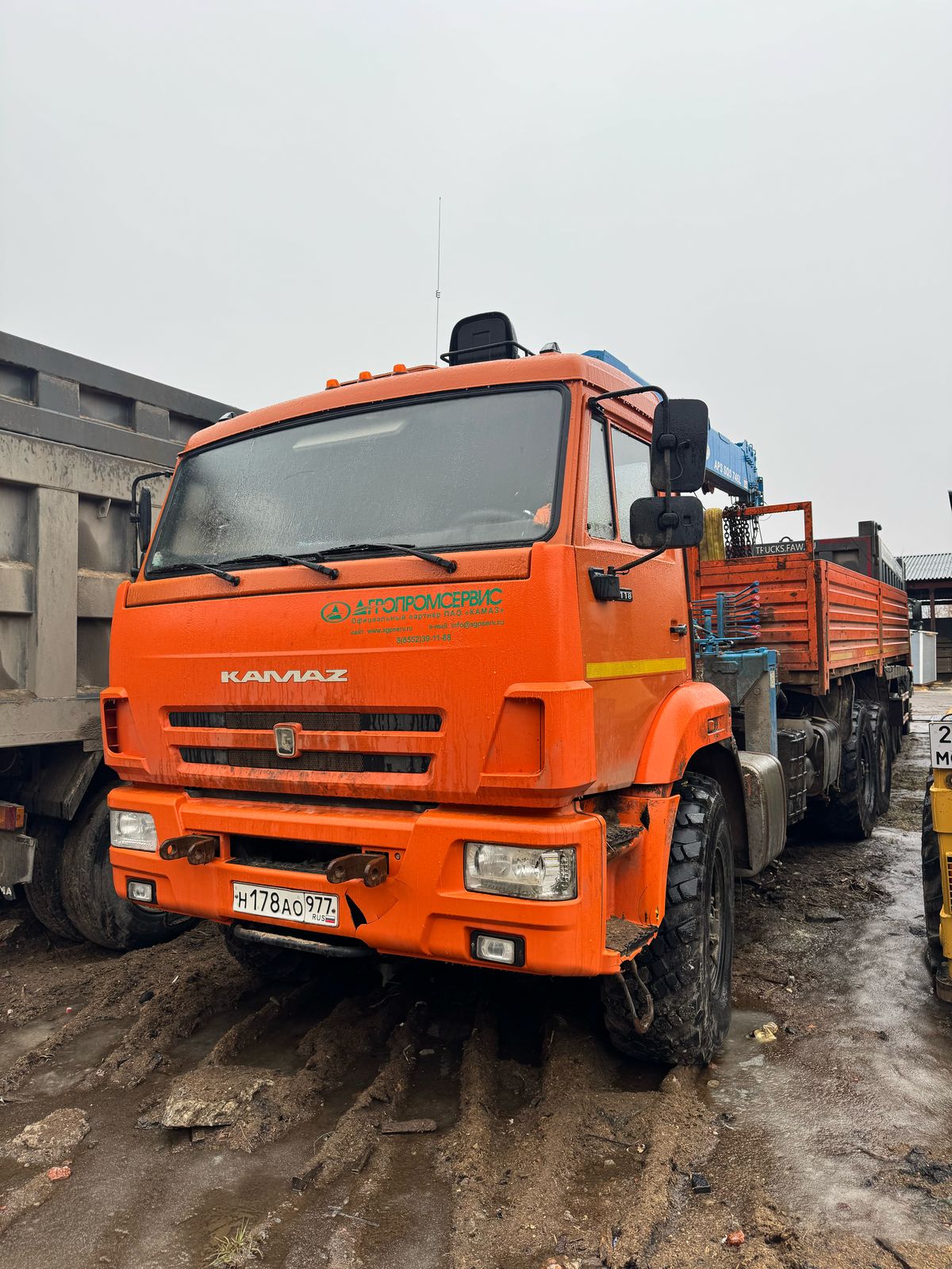 Агропромсервис 4382* на шасси КамАЗ 43118 6x6 Бортовой с КМУ 2022 г.