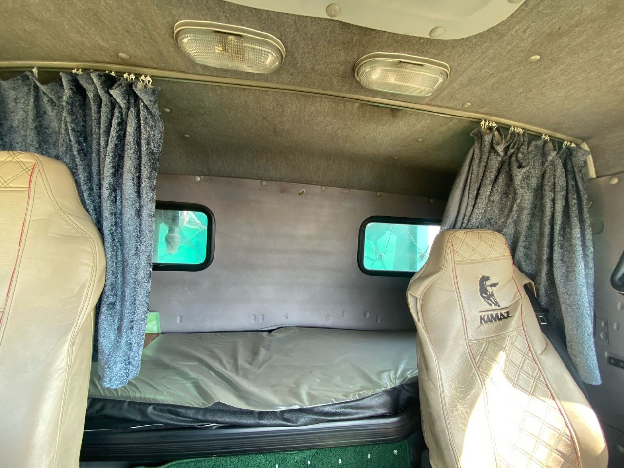 Планета 5529* на шасси КамАЗ 65115 6x4 Зерновоз 2020 г. - фото 10