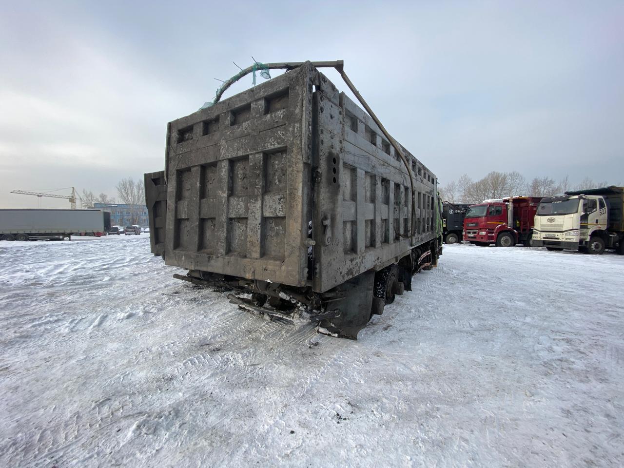 Shacman (Shaanxi) SX* 8x4 Самосвал 2022 г. - фото 3