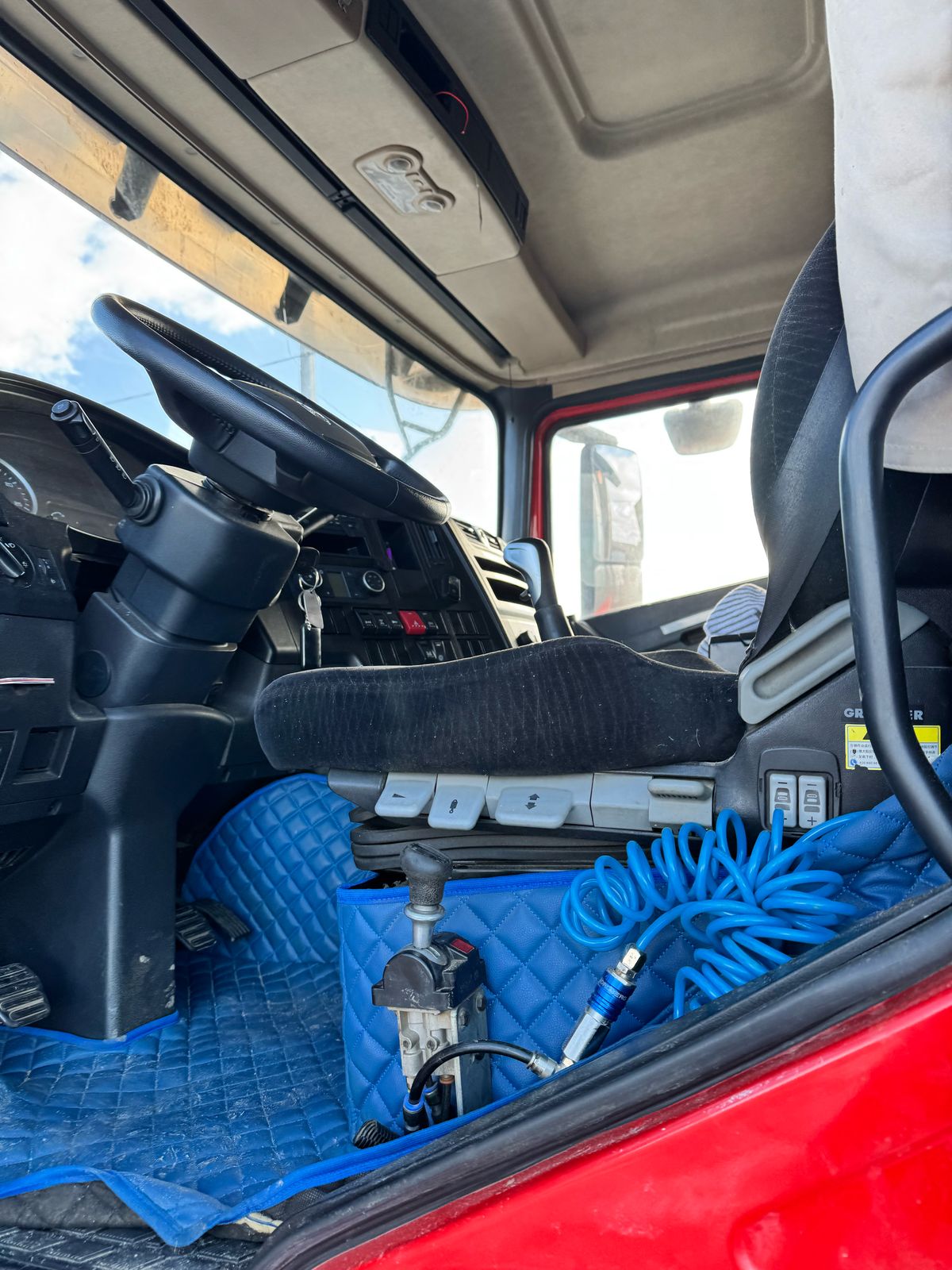 Shacman (Shaanxi) SX* 8x4 Самосвал 2022 г. - фото 7