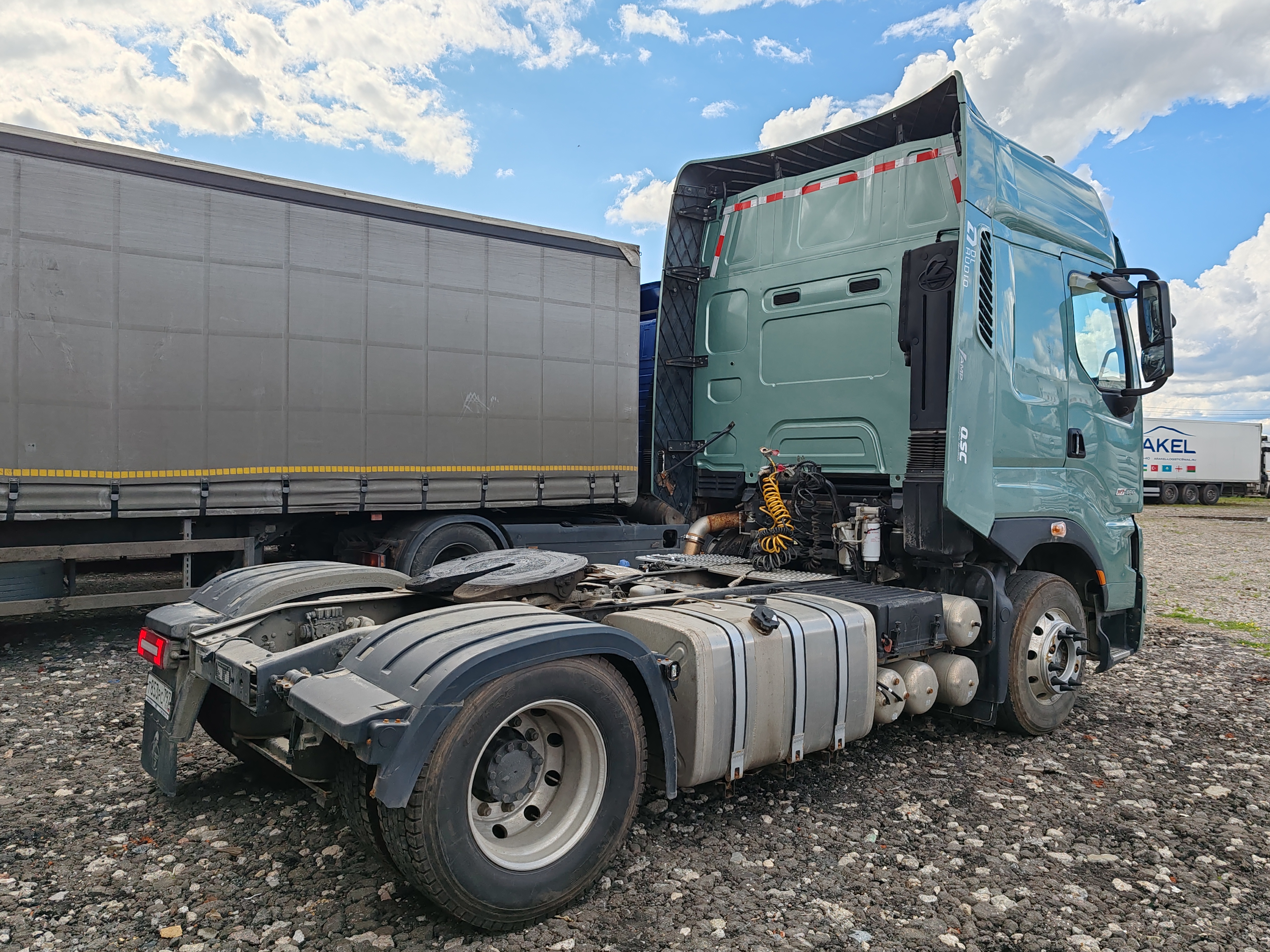 CHENGLONG H7 4x2 Седельный тягач 2023 г. - фото 5