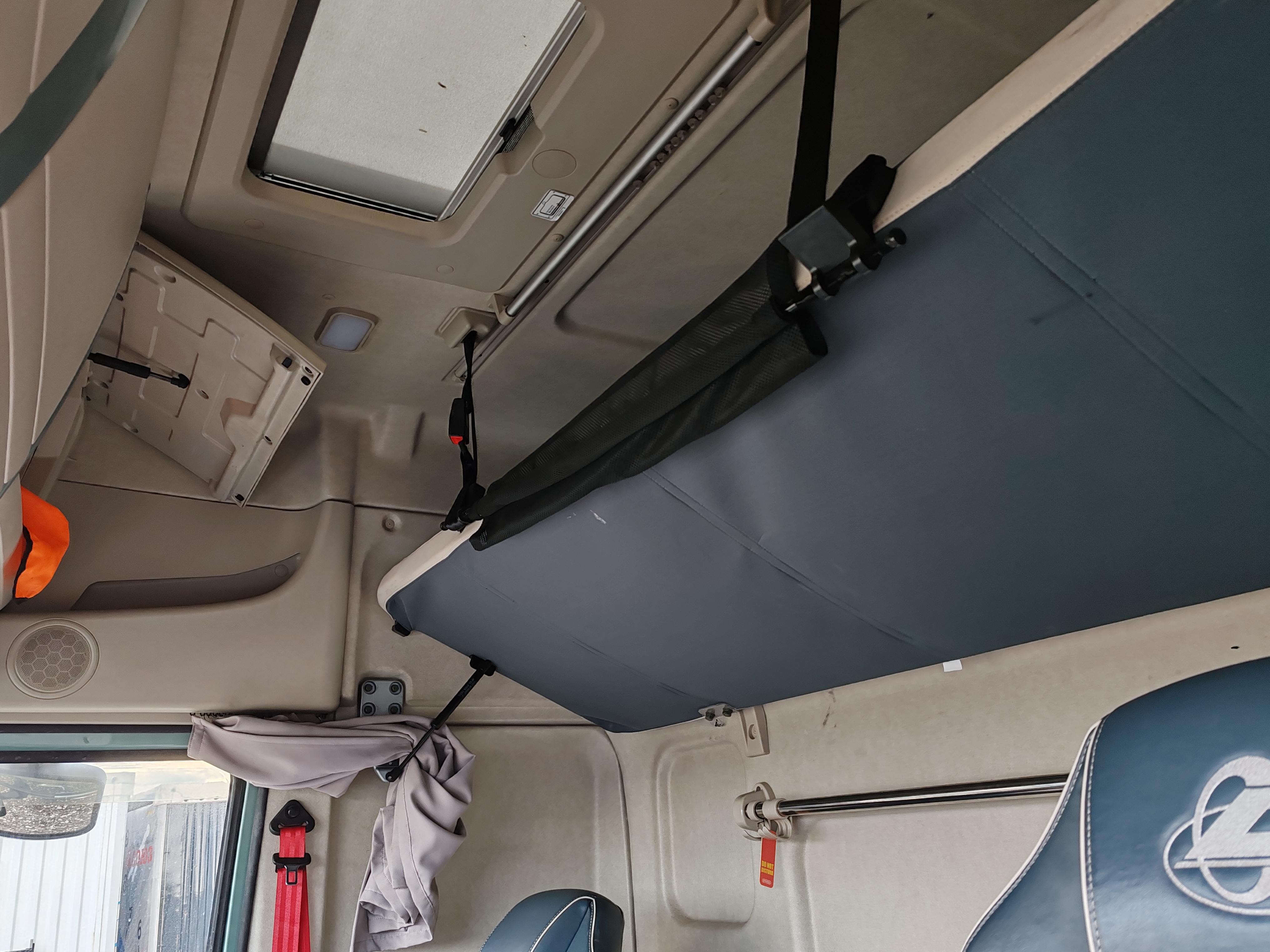 CHENGLONG H7 4x2 Седельный тягач 2023 г. - фото 11