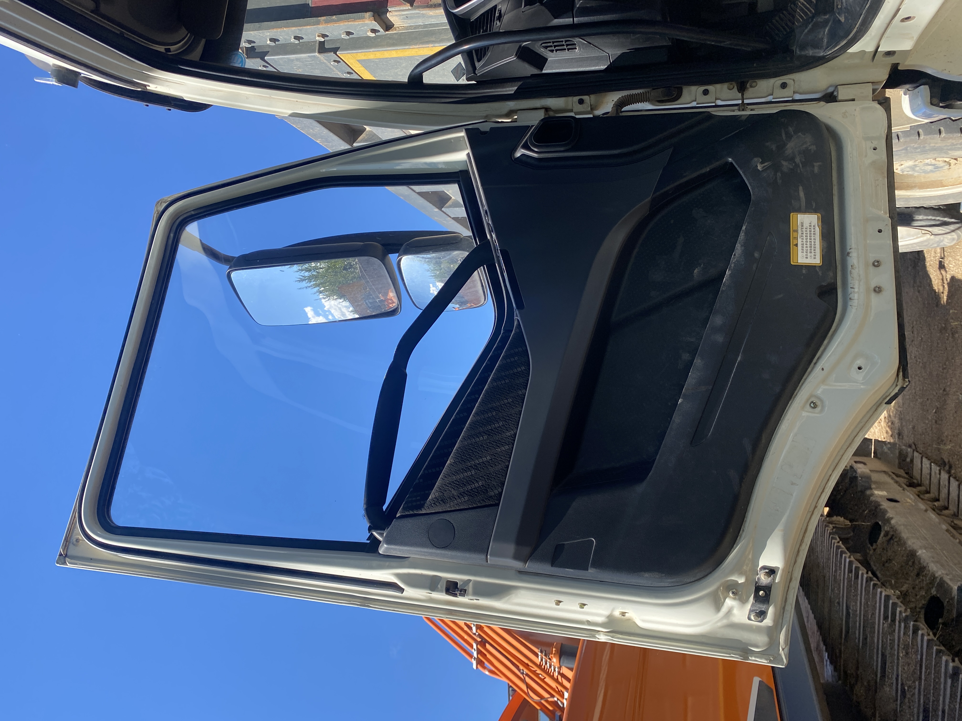 FAW J6 8x4 Самосвал 2022 г. - фото 4