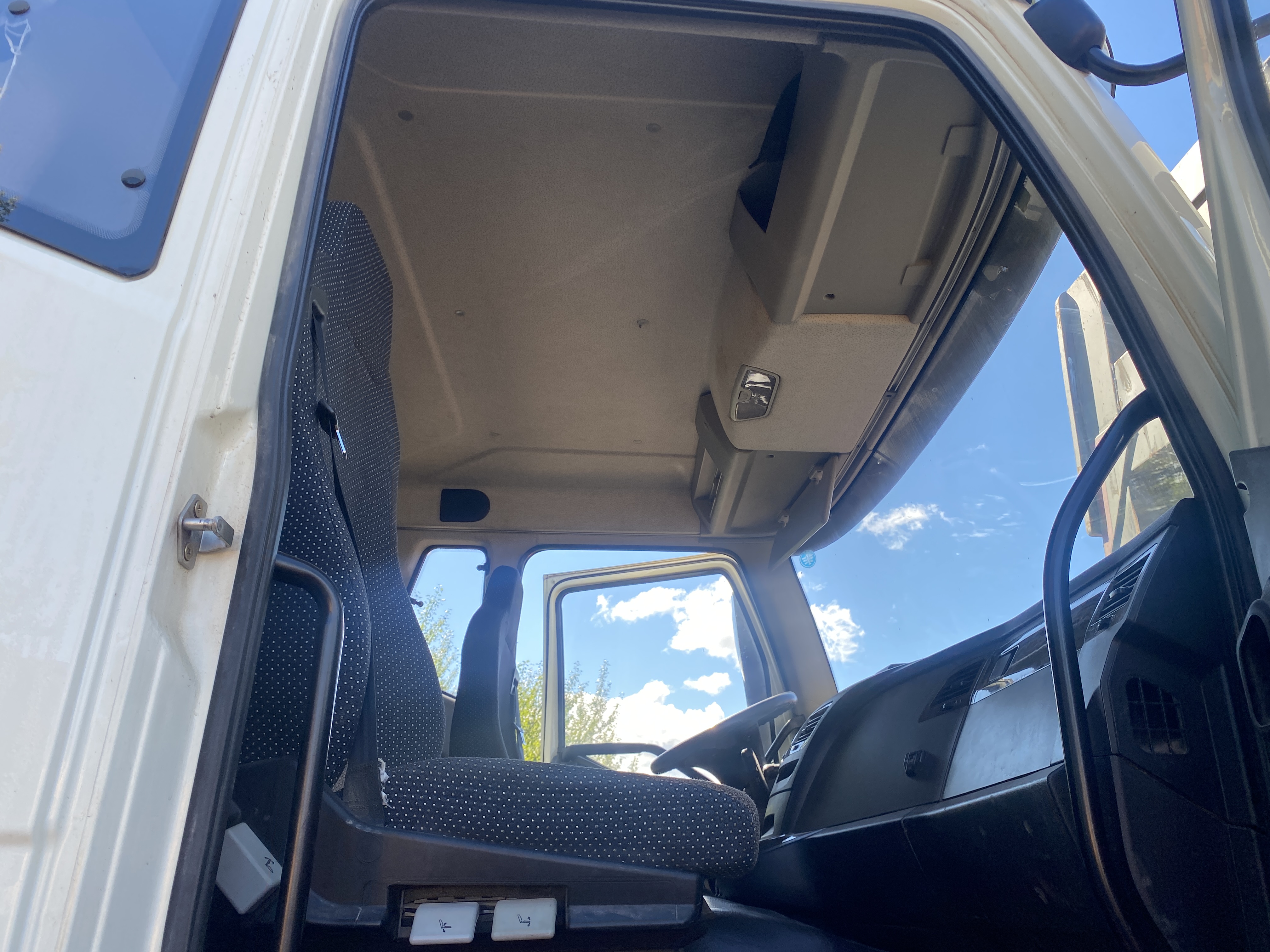 FAW J6 8x4 Самосвал 2022 г. - фото 6