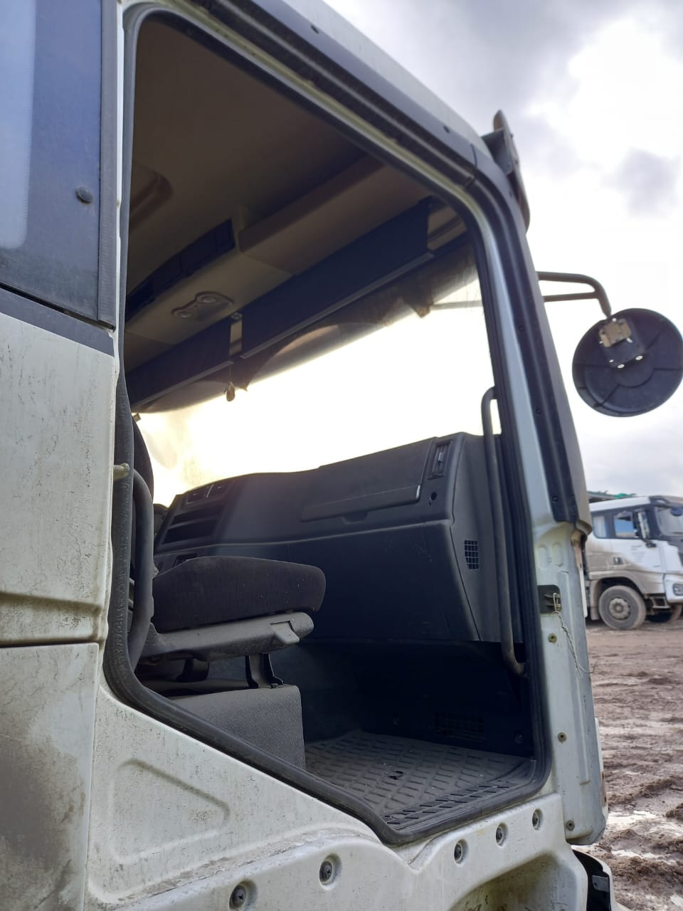 Shacman (Shaanxi) SX* 6x4 Самосвал 2022 г. - фото 7